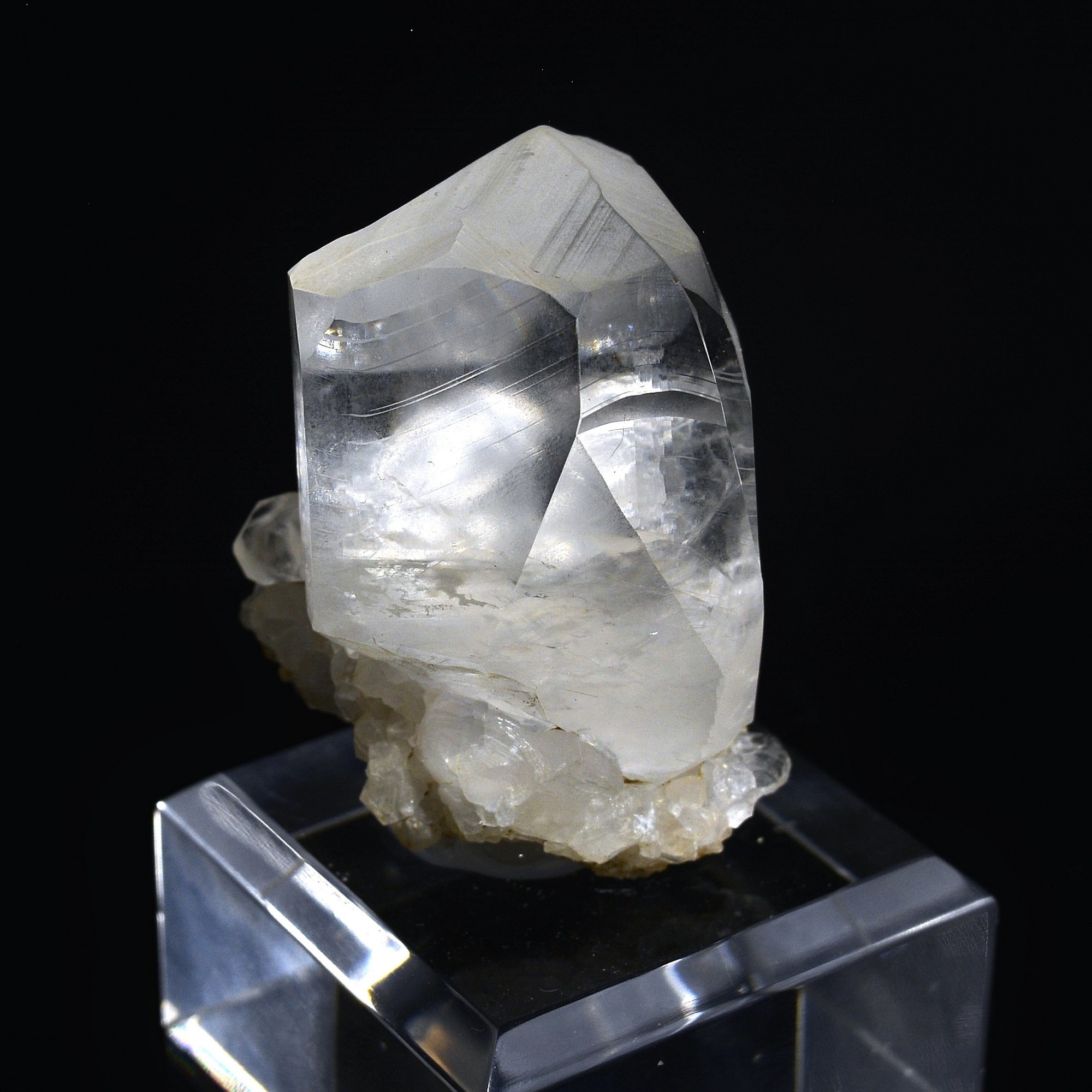 Calcite - Gave de Pau, Pyrénées-Atlantiques, France