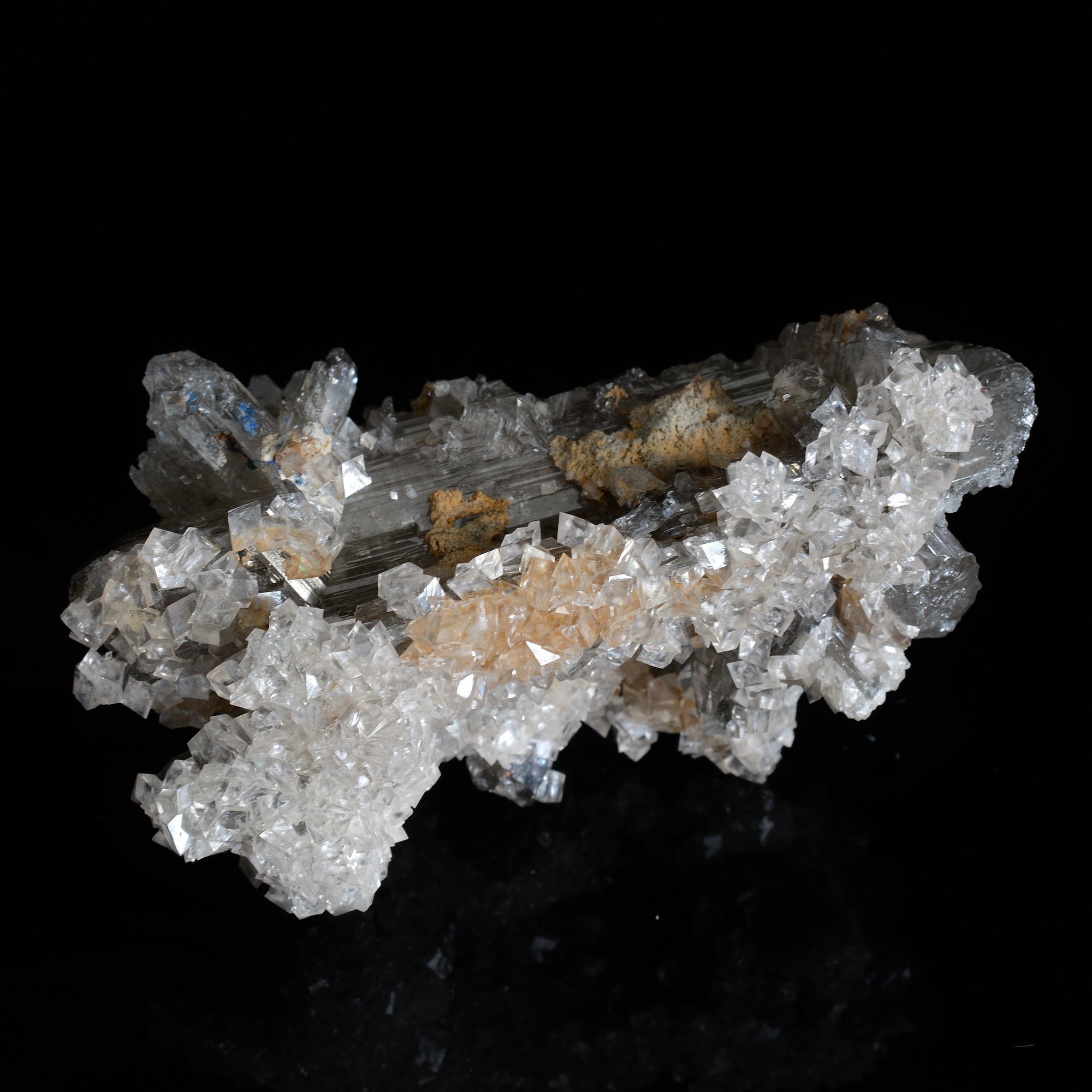 Smithsonite on cerussite - Tsumeb, Namibia