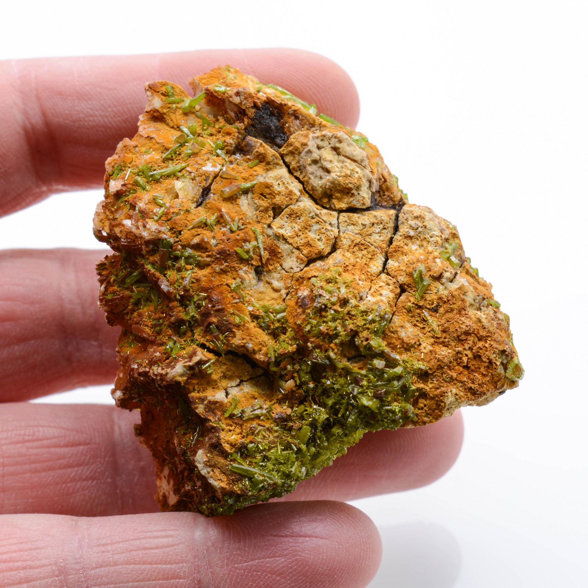 Pyromorphite on barite - Chaillac, Indre, France