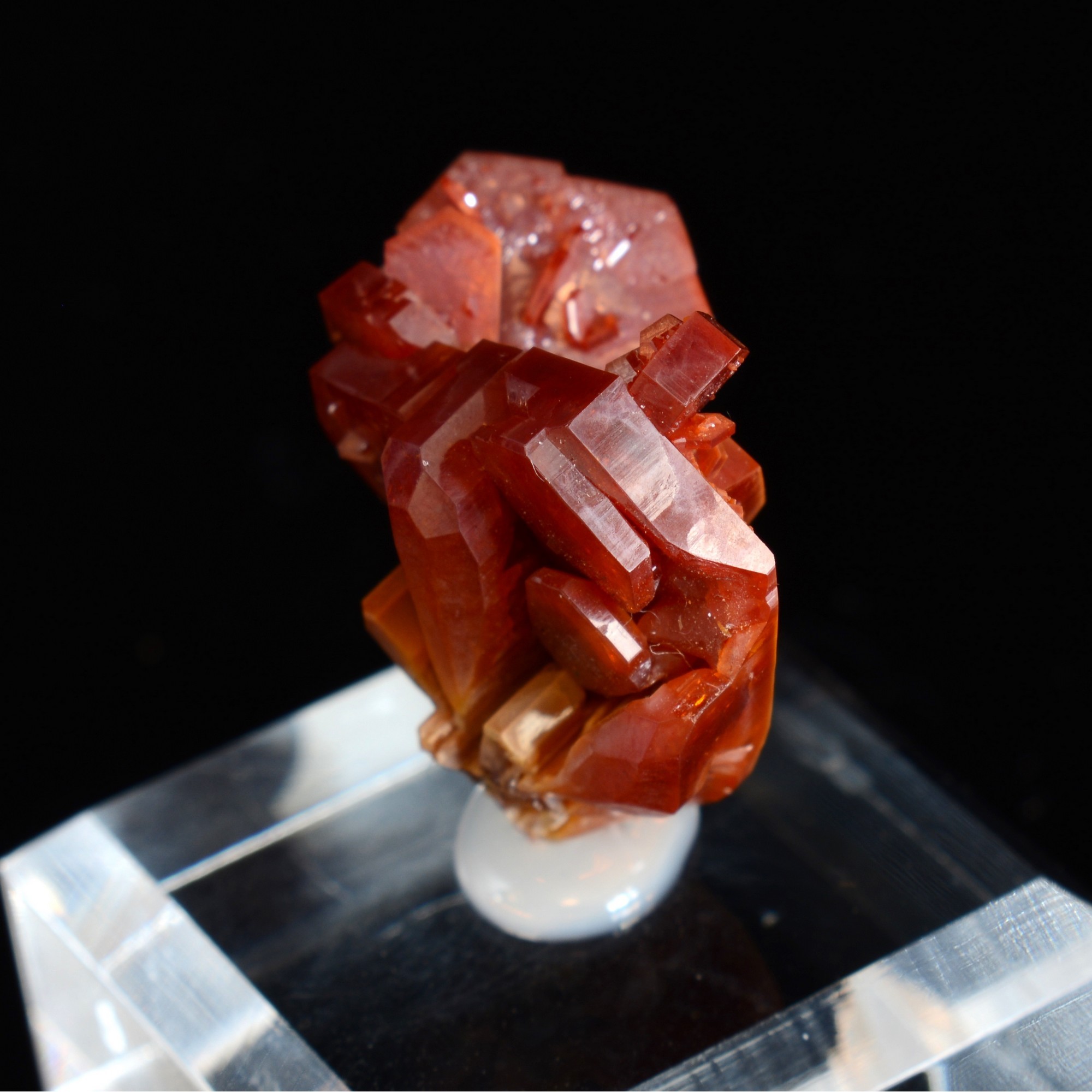 Vanadinite - District de Mibladen, Province de Midelt, Maroc