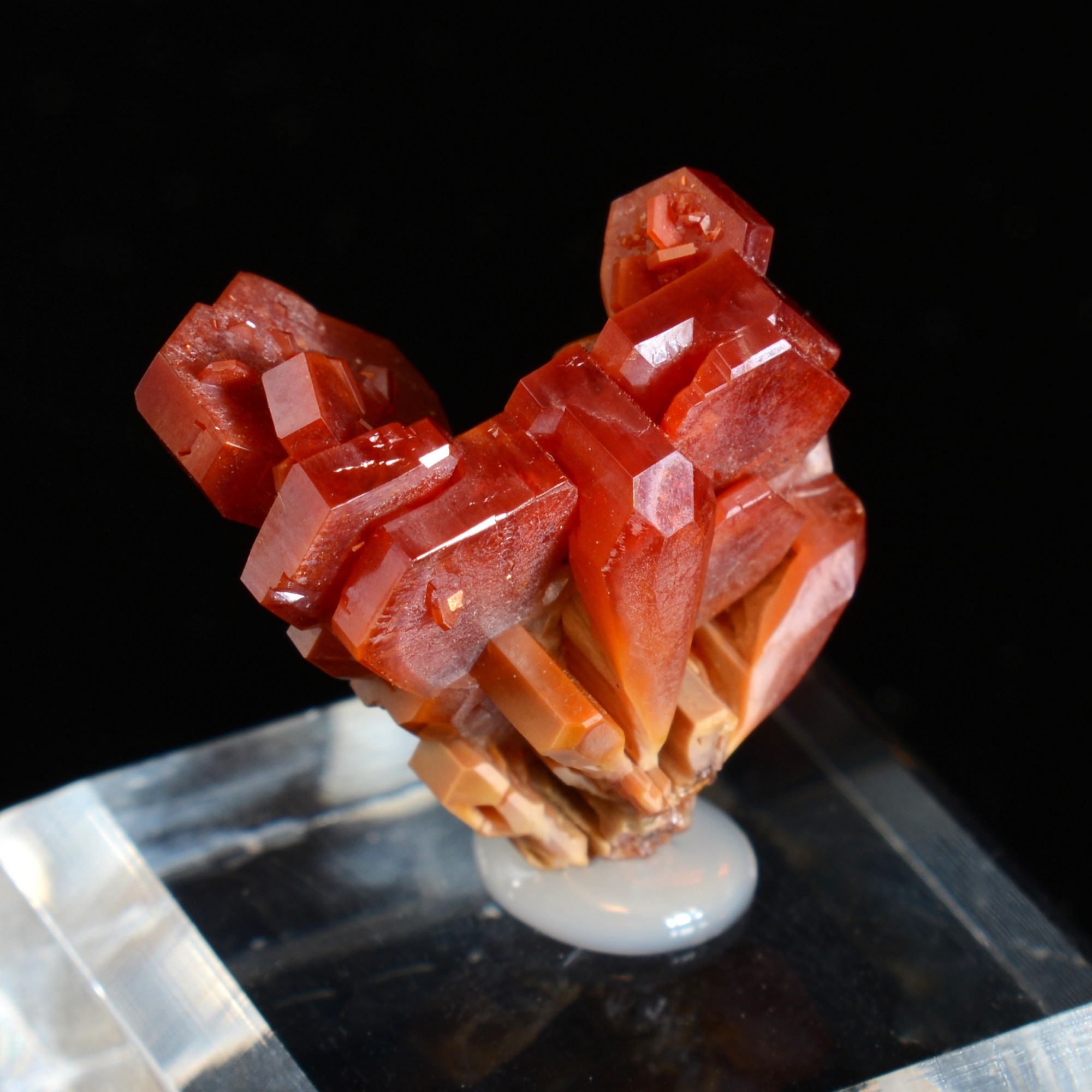 Vanadinite - District de Mibladen, Province de Midelt, Maroc