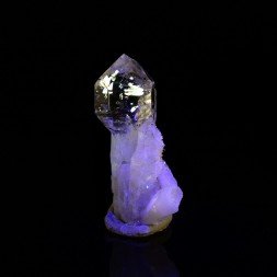 Firefly quartz with petroleum inclusions - Madiroba, Besalampy district, Melaky region, Madagascar