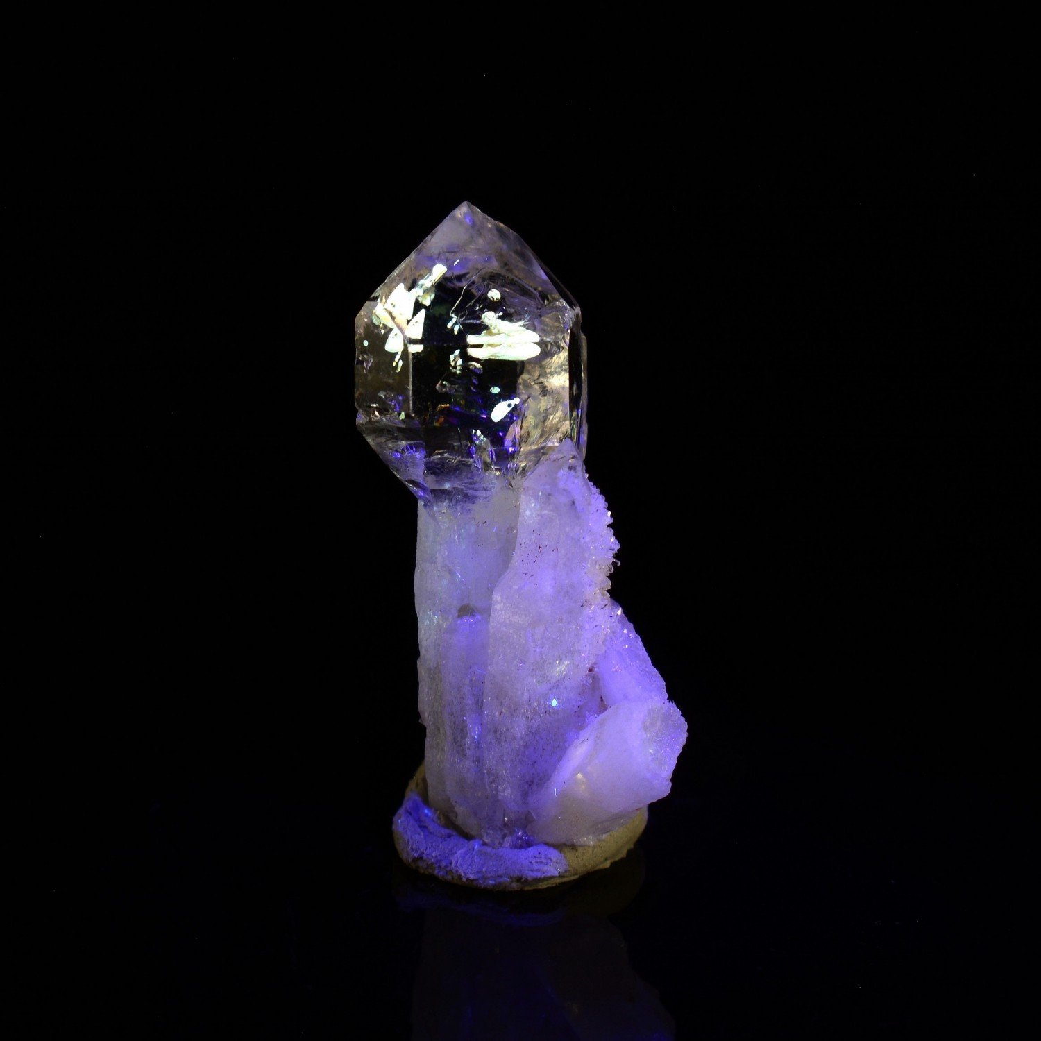 Firefly quartz with petroleum inclusions - Madiroba, Besalampy district, Melaky region, Madagascar