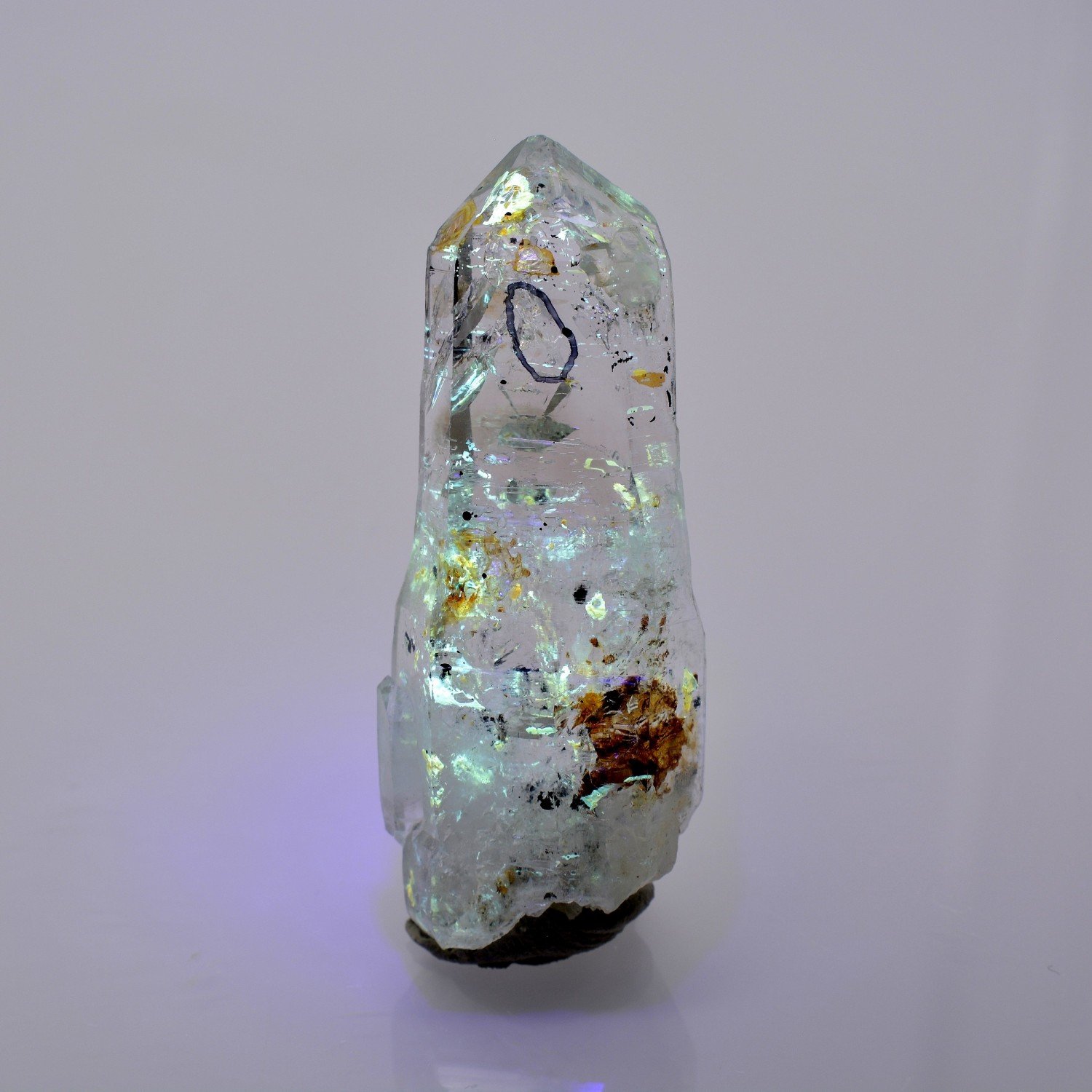 Firefly quartz with petroleum inclusions - Madirobe, Besalampy district, Melaky region, Madagascar