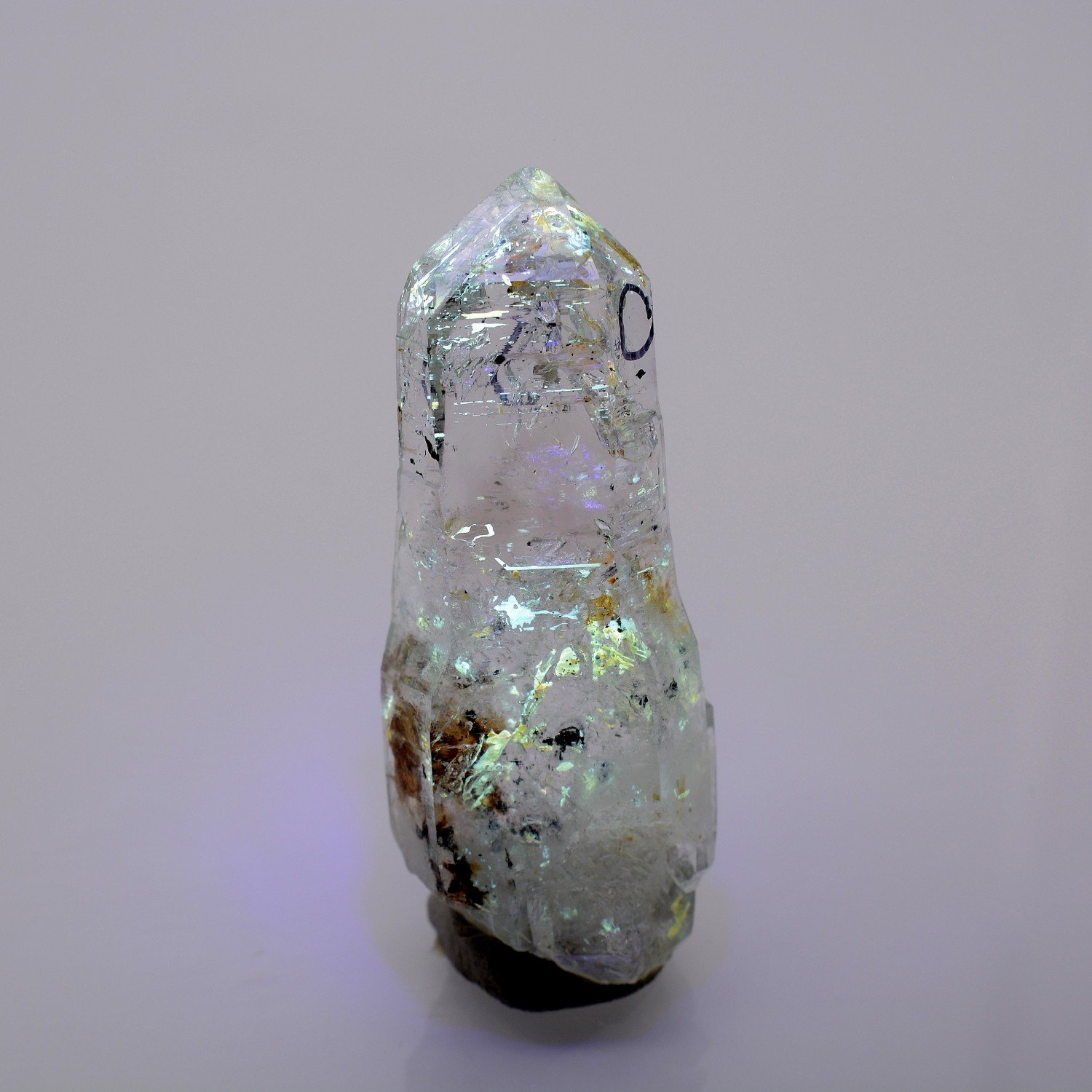 Firefly quartz with petroleum inclusions - Madirobe, Besalampy district, Melaky region, Madagascar