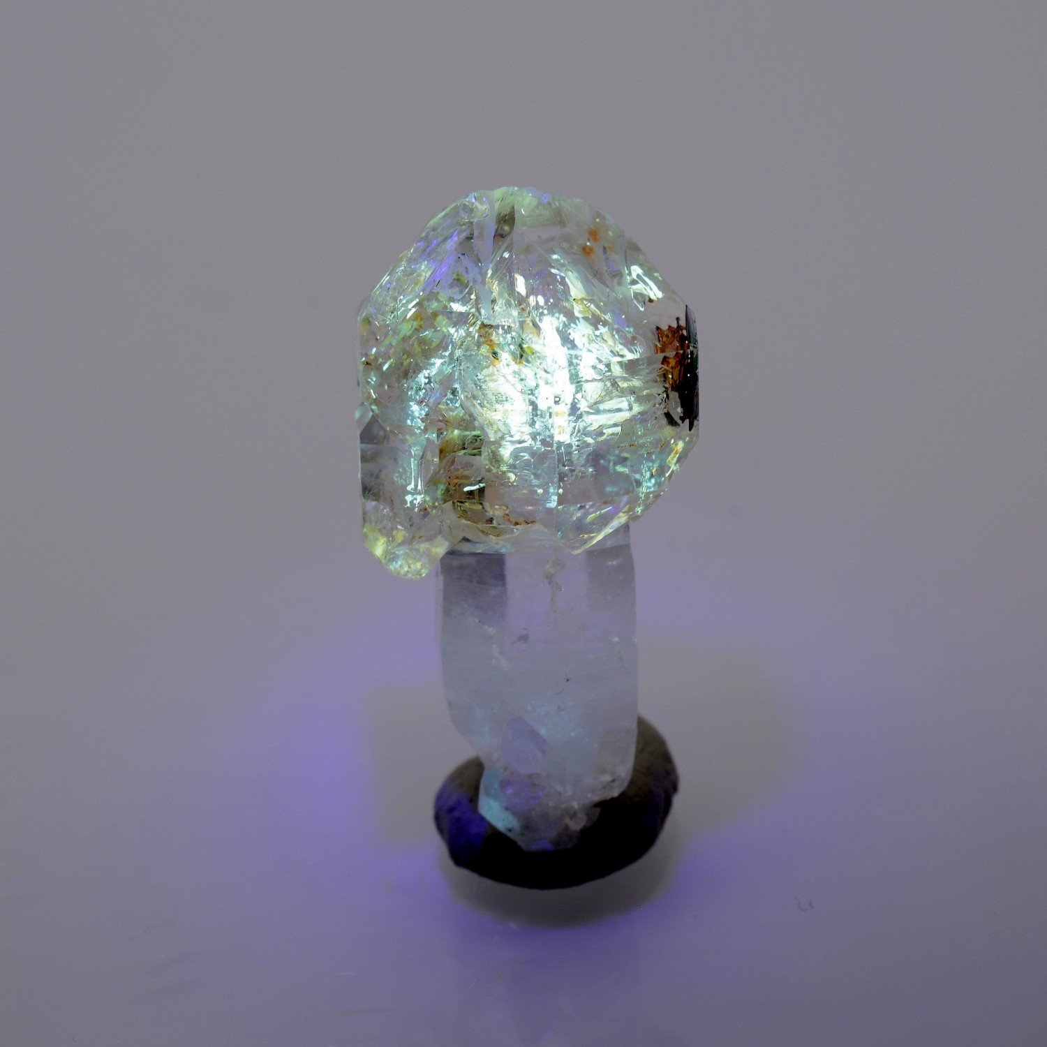 Firefly quartz with petroleum inclusions - Madirobe, Besalampy district, Melaky region, Madagascar