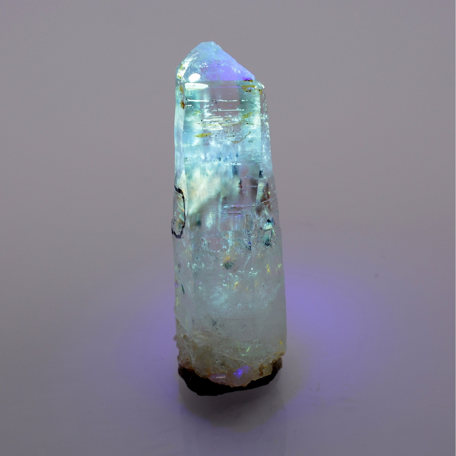 Firefly quartz with petroleum inclusions - Madirobe, Besalampy district, Melaky region, Madagascar