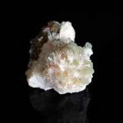 Apophyllite sur mordénite - District de Nashik, Maharashtra, Inde