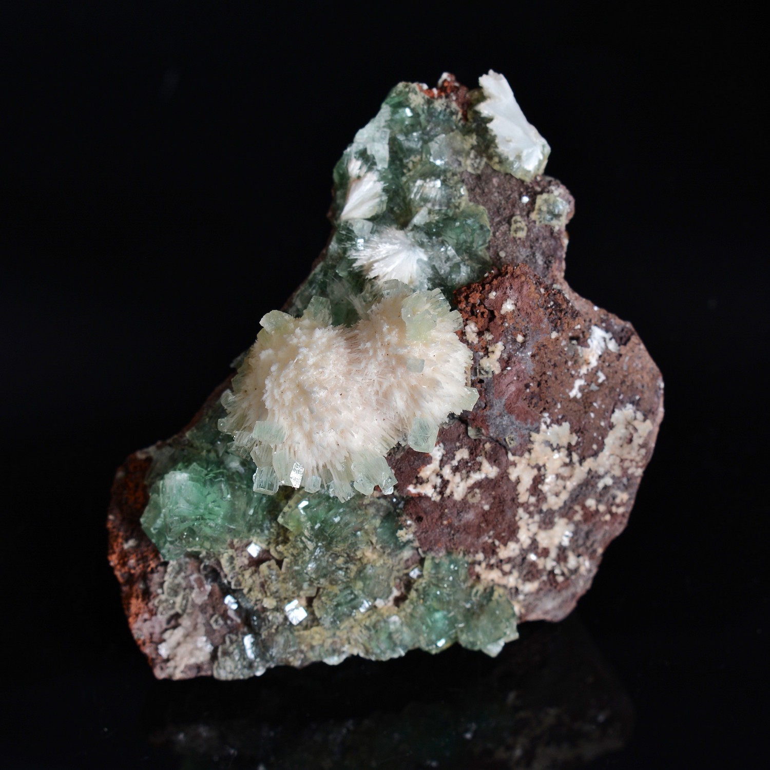 Apophyllite and mordenite - Nashik district, Maharashtra, India