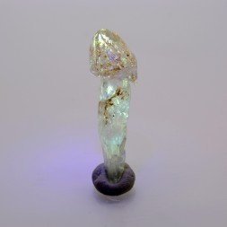 Quartz luciole à inclusions de pétrole - Madirobe, district de Besalampy, Région de Melaky, Madagascar