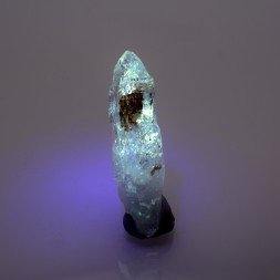 Quartz luciole à inclusions de pétrole - Madirobe, district de Besalampy, Région de Melaky, Madagascar