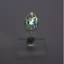 Quartz luciole à inclusions de pétrole - Madirobe, district de Besalampy, Région de Melaky, Madagascar