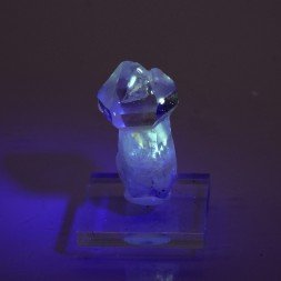 Quartz luciole à inclusions de pétrole - Madirobe, district de Besalampy, Région de Melaky, Madagascar