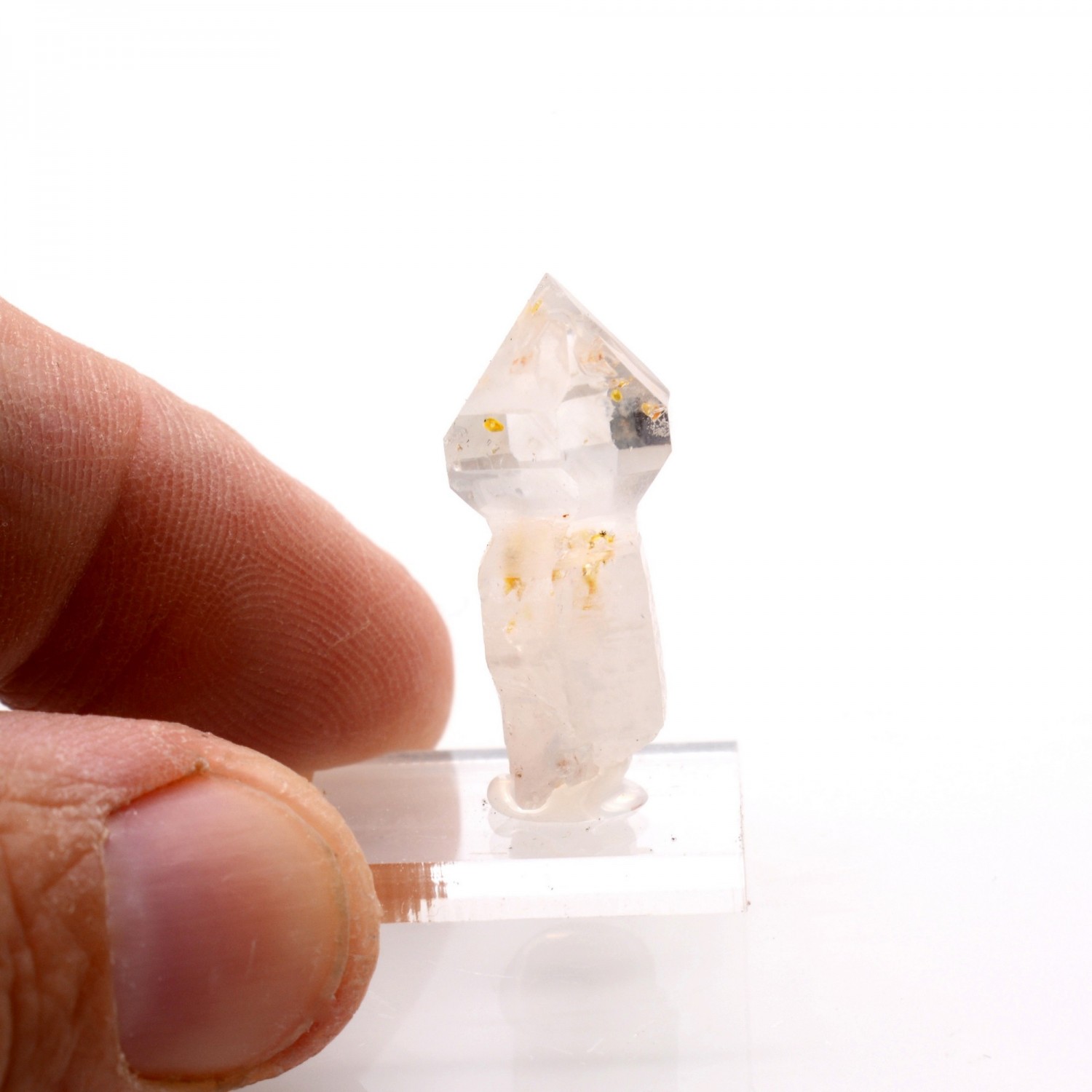 Firefly quartz with petroleum inclusions - Madirobe, Besalampy district, Melaky region, Madagascar