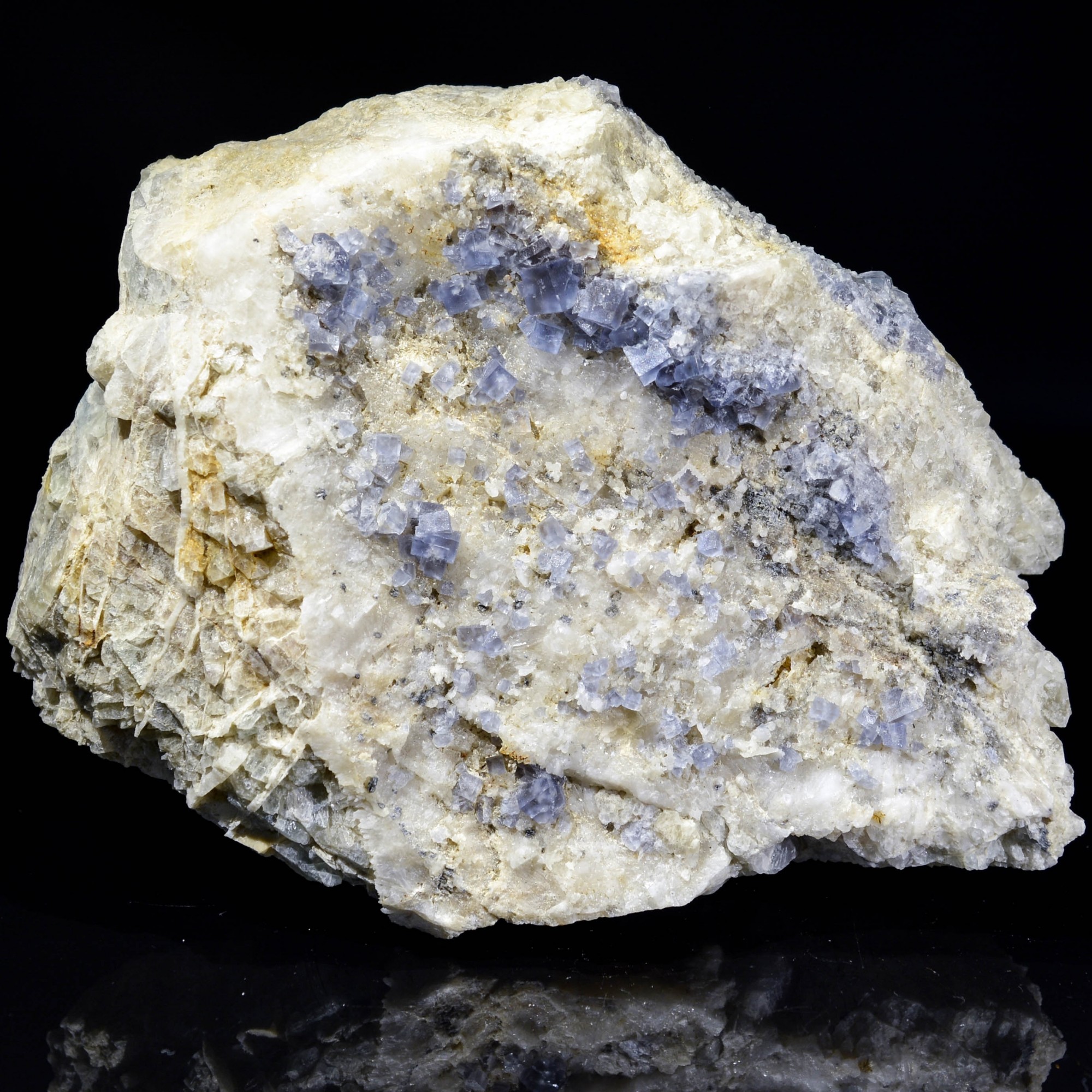 Blue Fluorine, Chavaniac-Lafayette, Haute-Loire, France