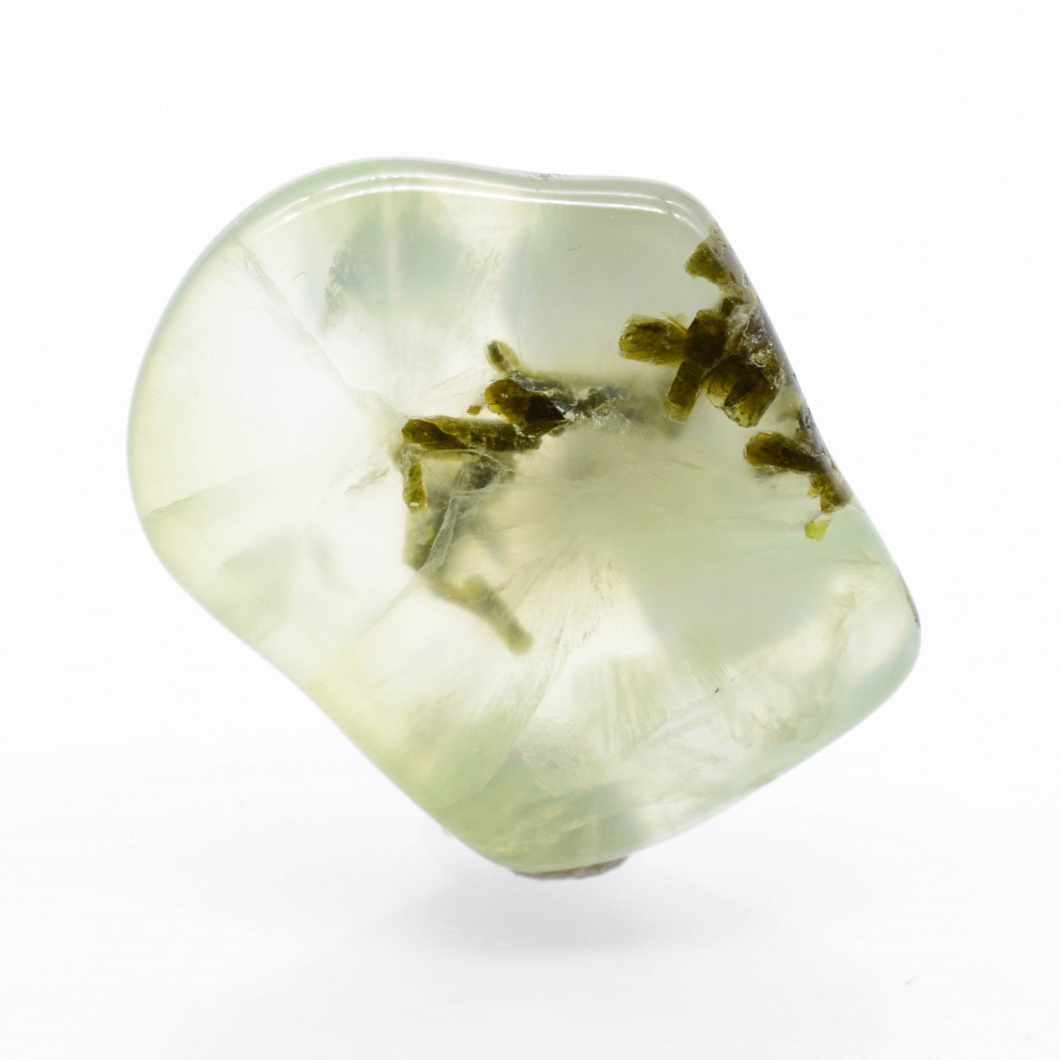 Préhnite et épidote - Région de Kayes, Mali. Préhnite et épidote - Région de Kayes, Mali.