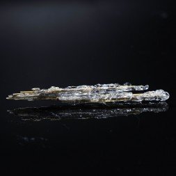 Opale hyalite sur rutile - Novo Horizonte, Bahia, Brésil