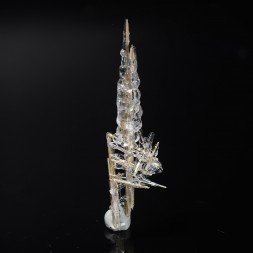 Opale hyalite sur rutile - Novo Horizonte, Bahia, Brésil