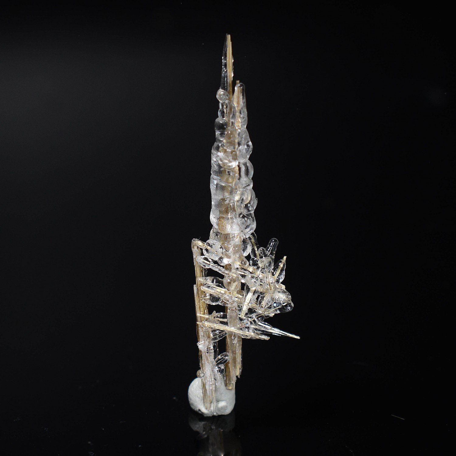 Opale hyalite sur rutile - Novo Horizonte, Bahia, Brésil Opale hyalite sur rutile - Novo Horizonte, Bahia, Brésil