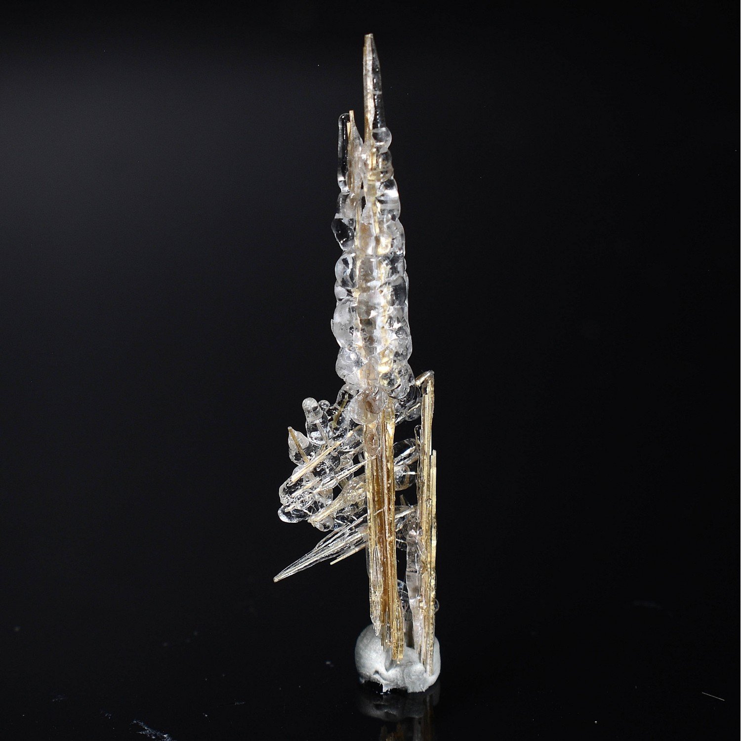 Opale hyalite sur rutile - Novo Horizonte, Bahia, Brésil Opale hyalite sur rutile - Novo Horizonte, Bahia, Brésil