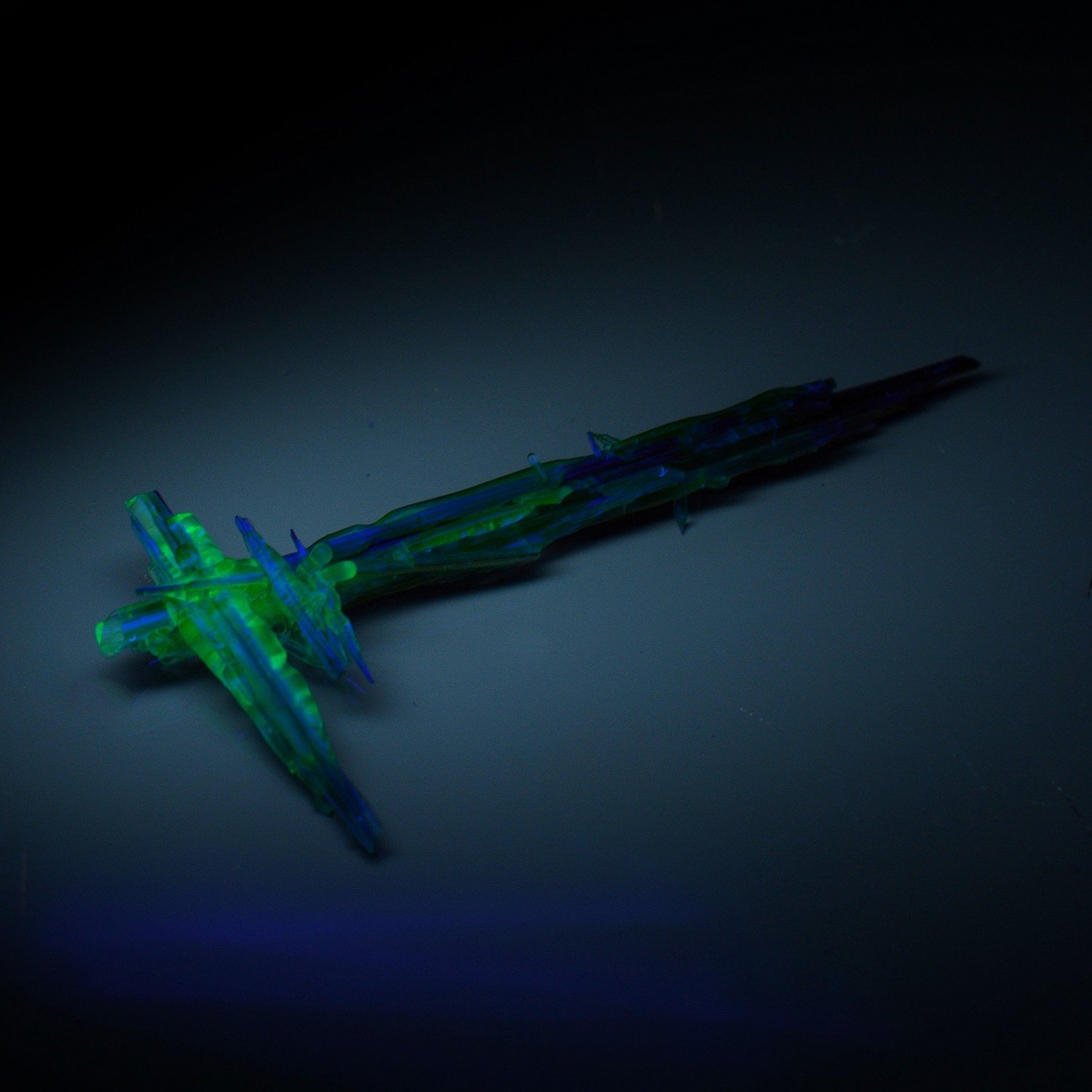 Opale hyalite sur rutile - Novo Horizonte, Bahia, Brésil Opale hyalite sur rutile - Novo Horizonte, Bahia, Brésil