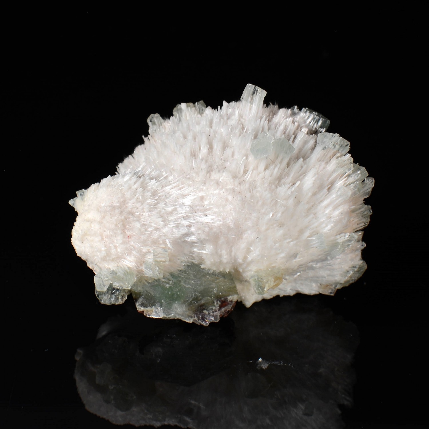 Apophyllite on mordenite - Nashik district, Maharashtra, India