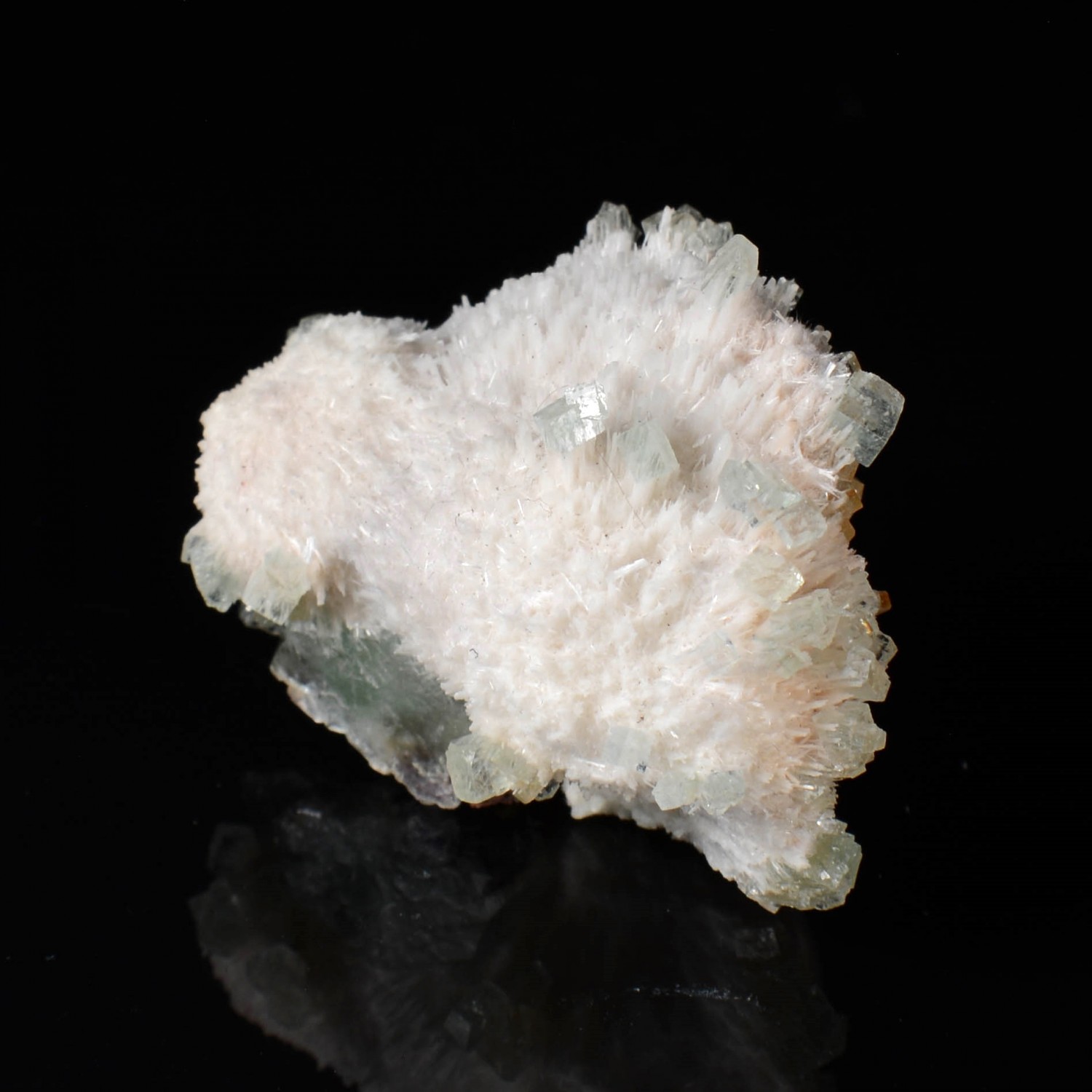 Apophyllite on mordenite - Nashik district, Maharashtra, India