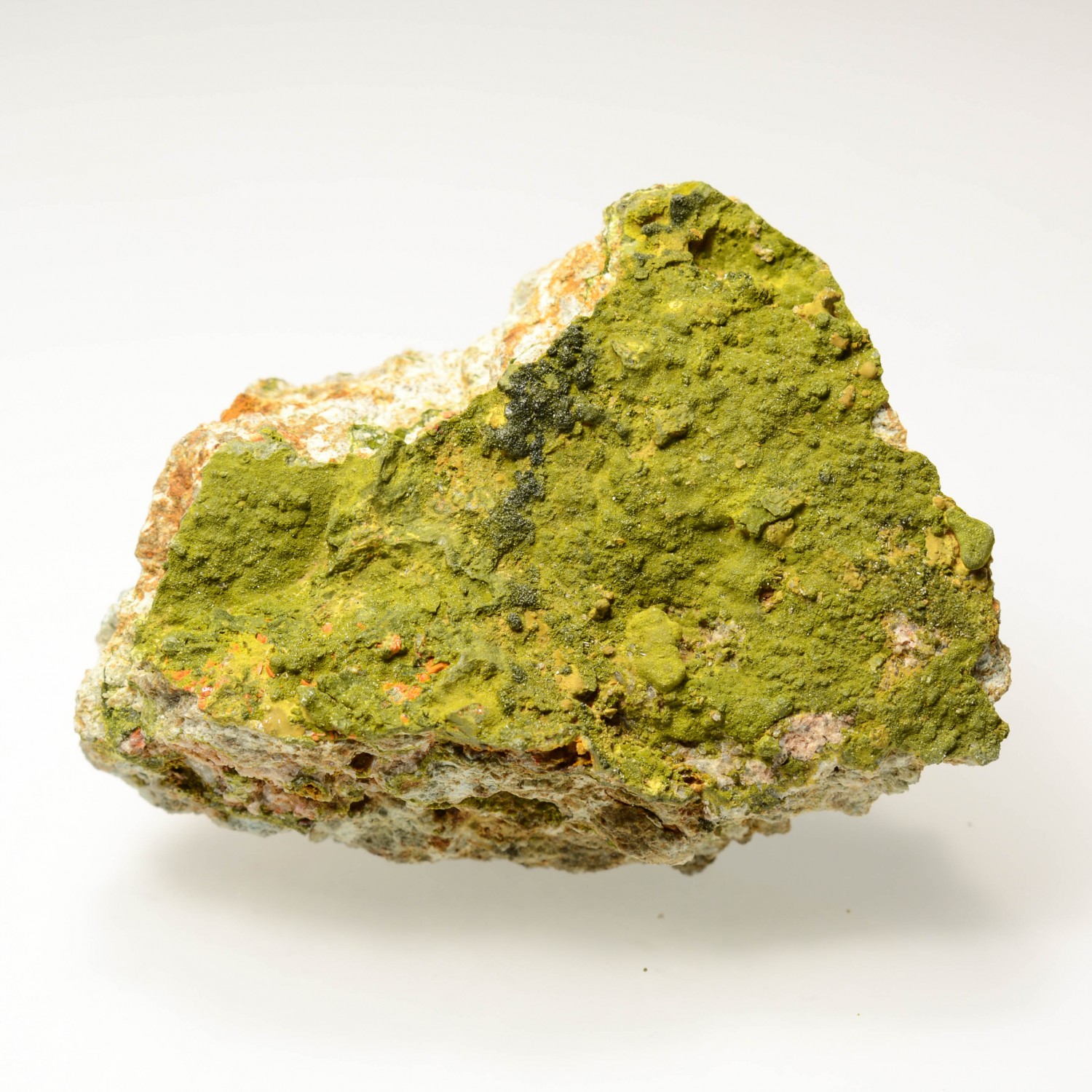 Pyromorphite and crocoite - Filon du cantonnier, Nontron, Dordogne, France