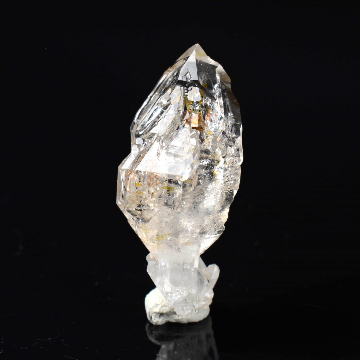 Firefly quartz with petroleum inclusions - Madirobe, Besalampy district, Melaky region, Madagascar