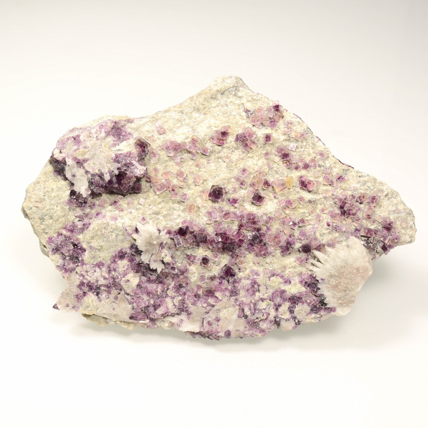 Fluorine et barytine - Saint-Peray, Ardèche, France Fluorine et barytine - Saint-Peray, Ardèche, France