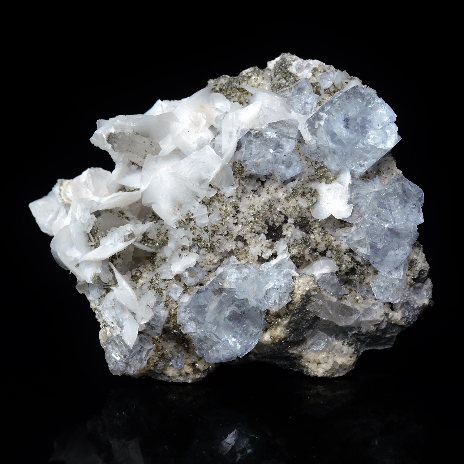 Fluorine, calcite, quartz - Yaogangxian, Chine