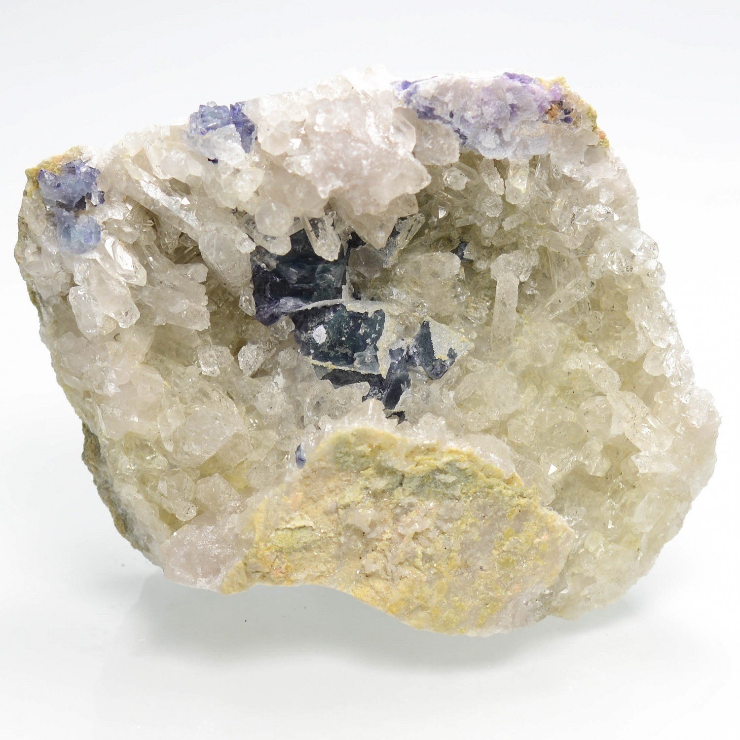 Fluorine et quartz - Grand-Champ, Morbihan, France
