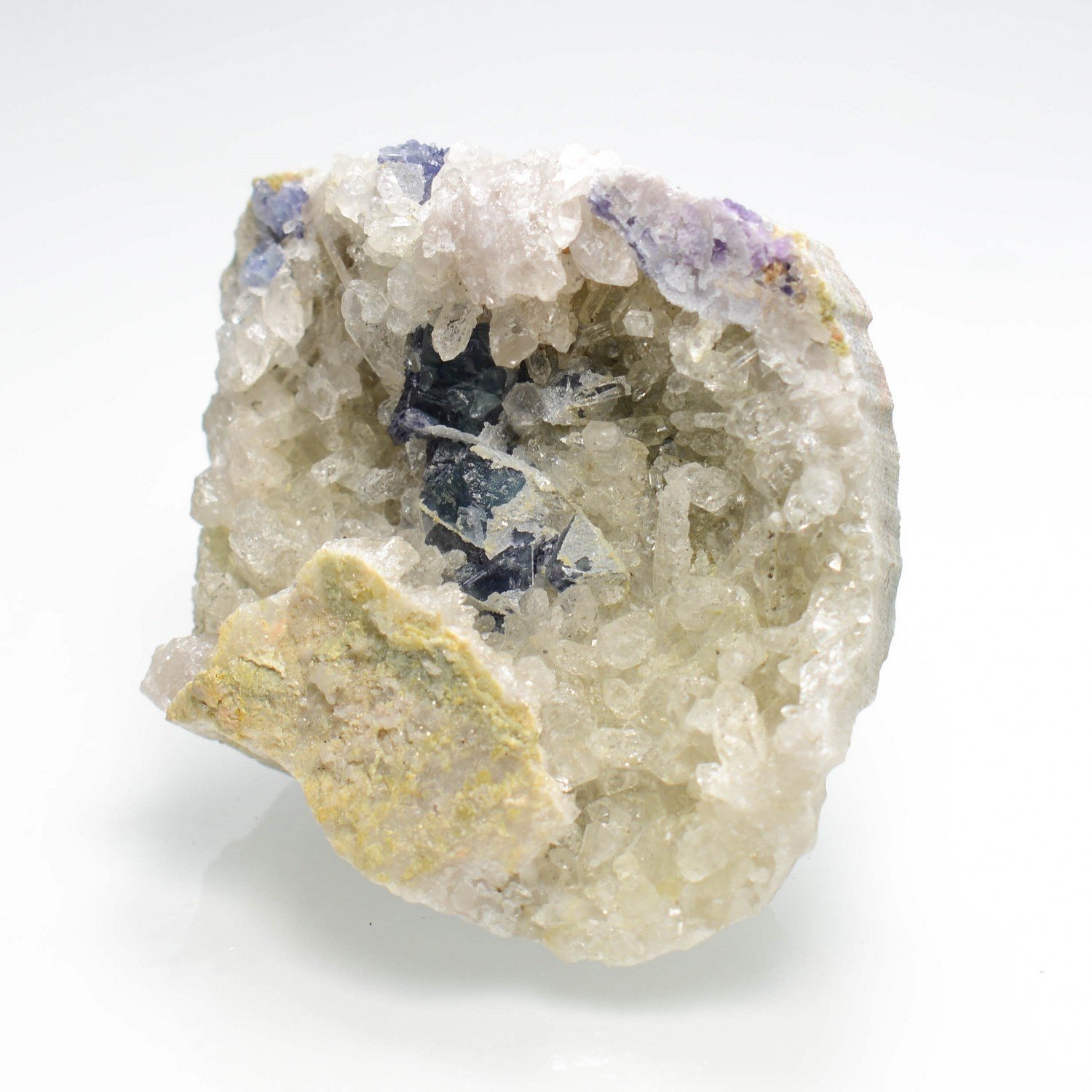 Fluorite and quartz - Grand-Champ, Morbihan, France