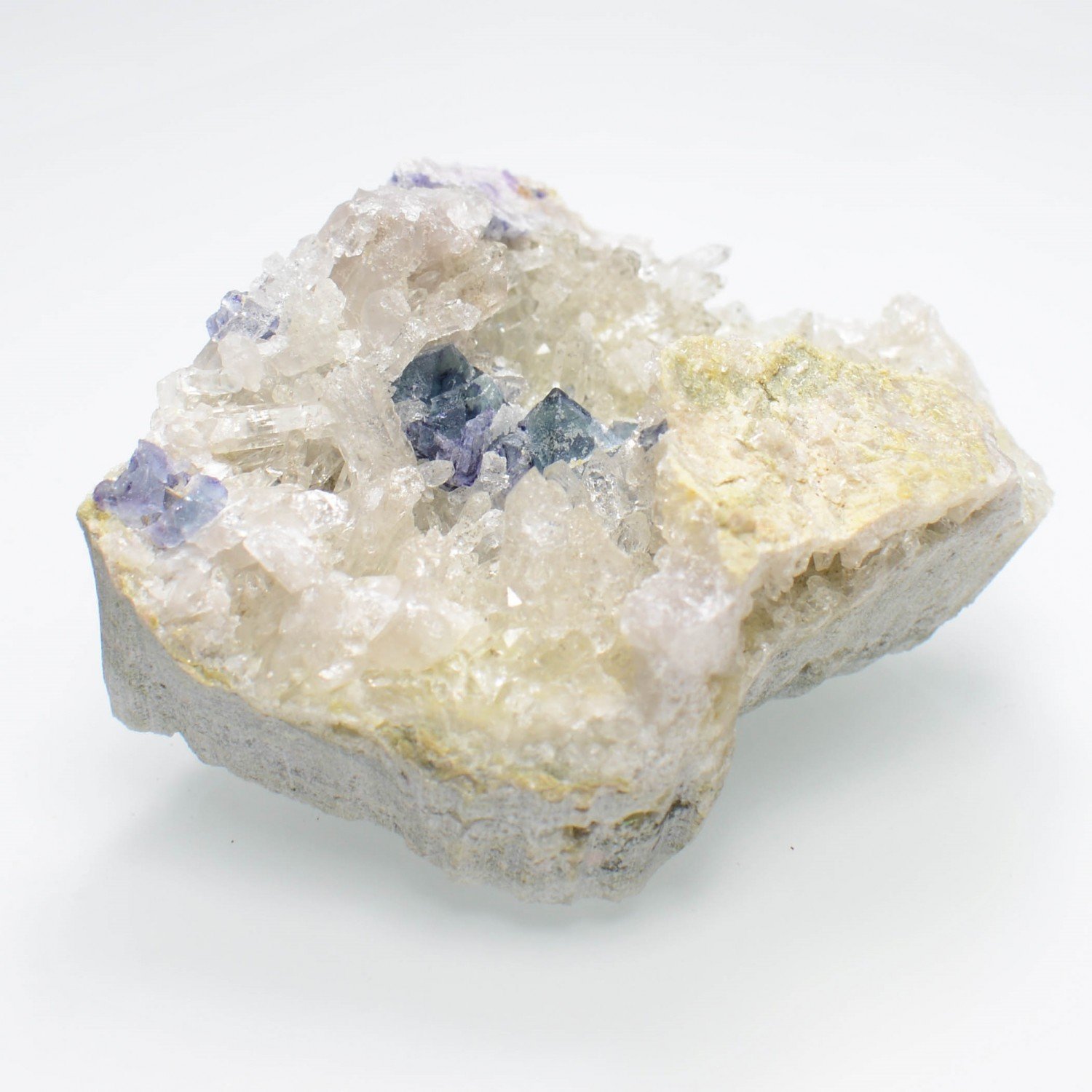 Fluorite and quartz - Grand-Champ, Morbihan, France