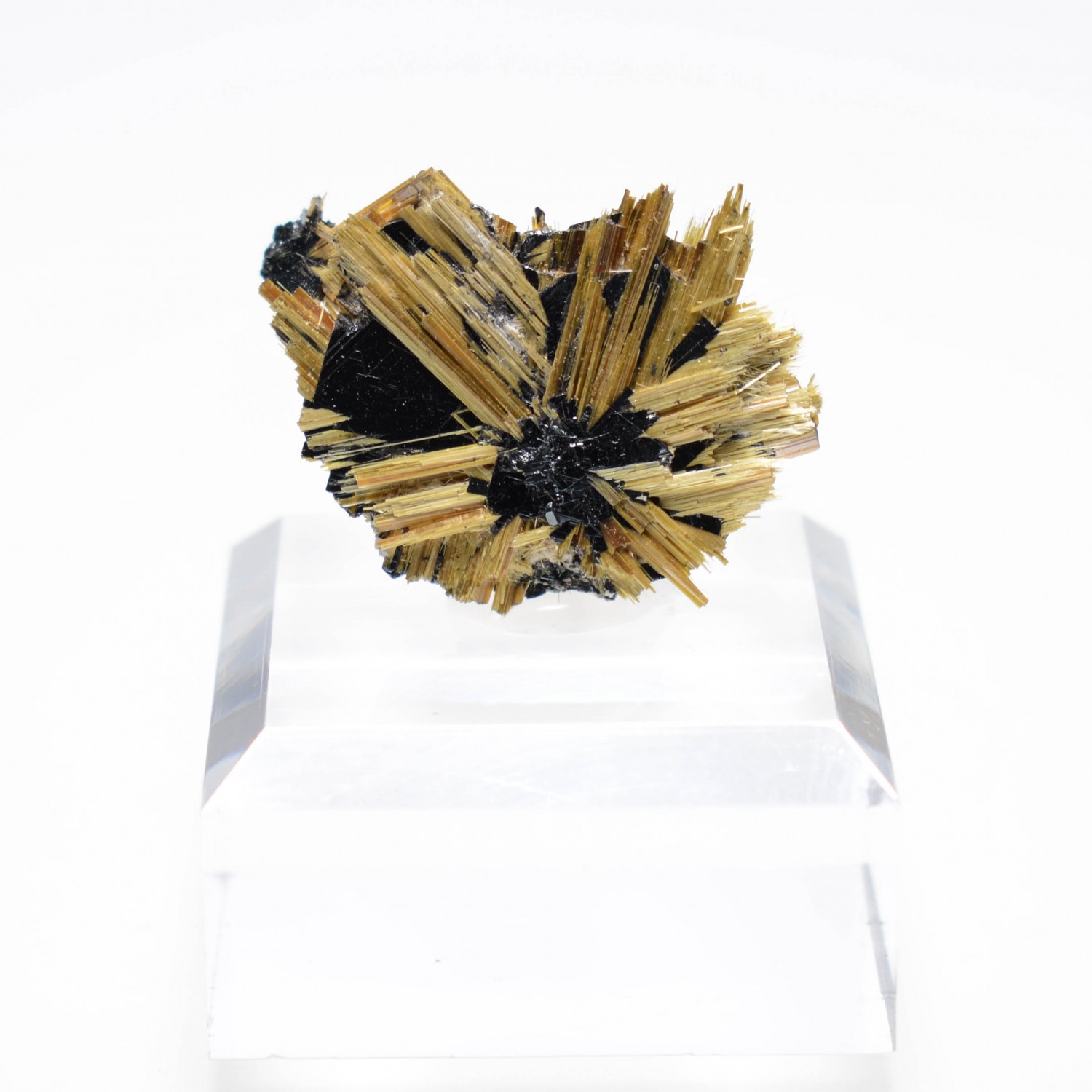 Rutile and hematite - Novo Horizonte, Brazil