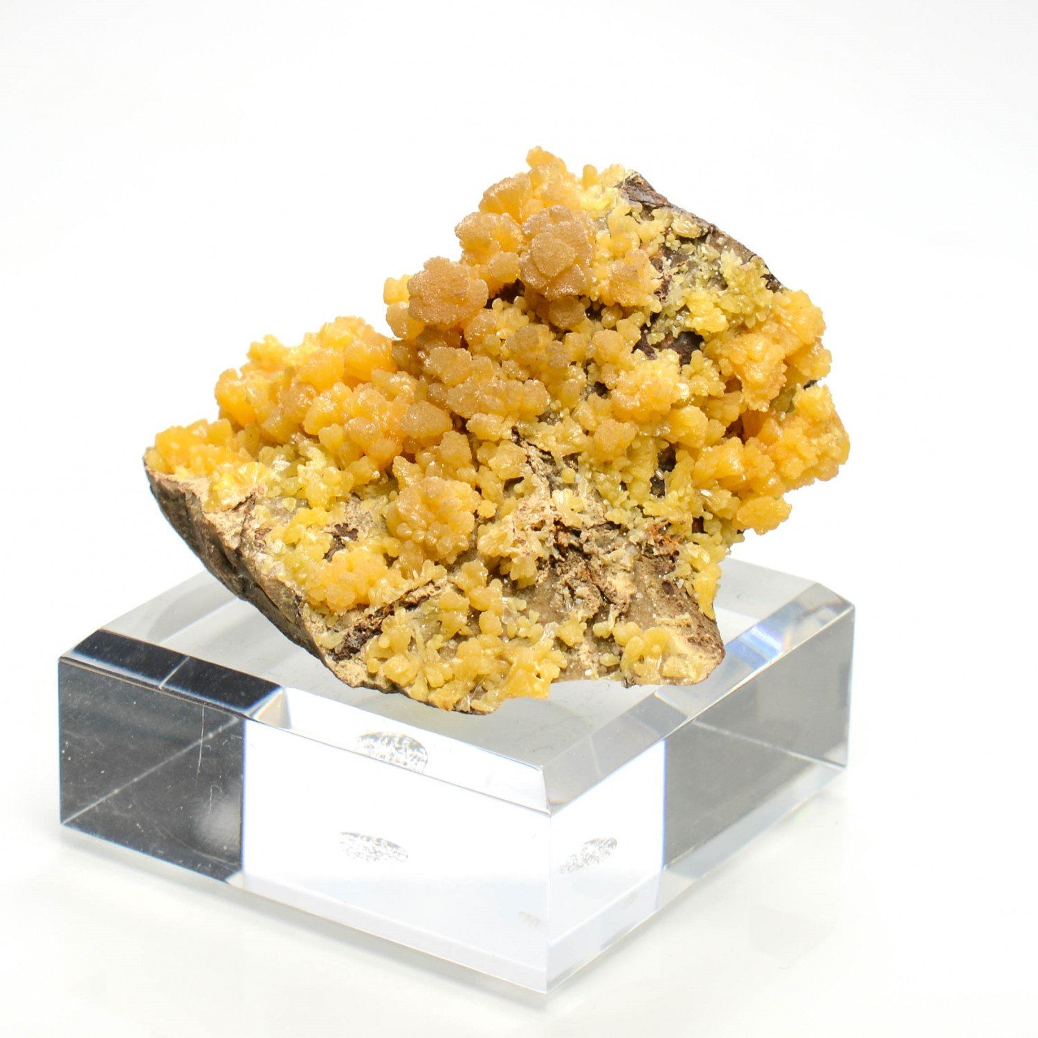 Mimetite - El Potosi mine, Santa Eulalia, Mexico Mimetite - El Potosi mine, Santa Eulalia, Mexico