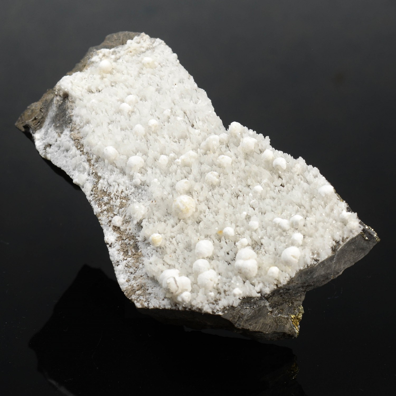 Strontianite sur Aragonite - Laragne-Montéglin, Hautes-Alpes, France