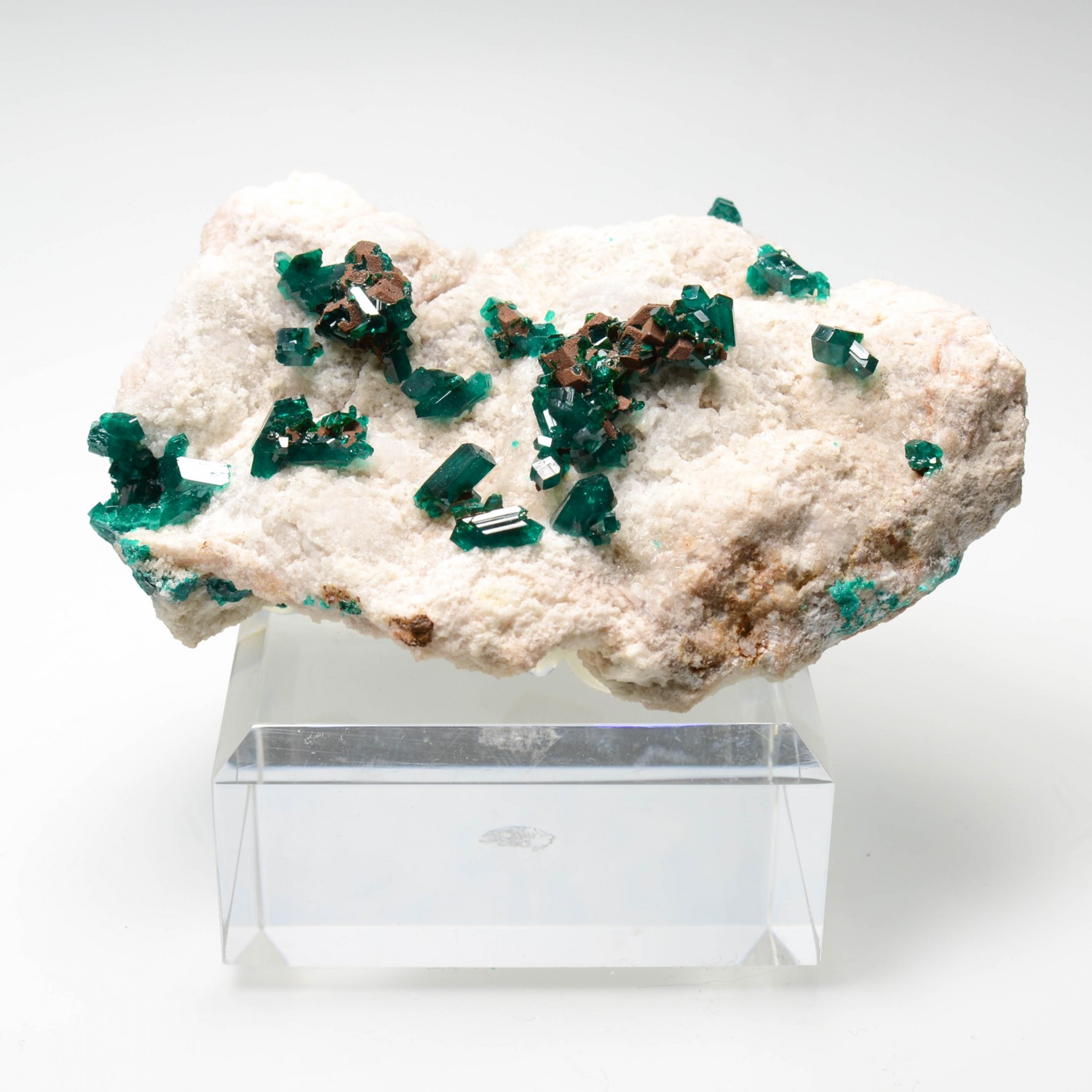 Dioptase on quartz - Sanda, Mindouli, Congo