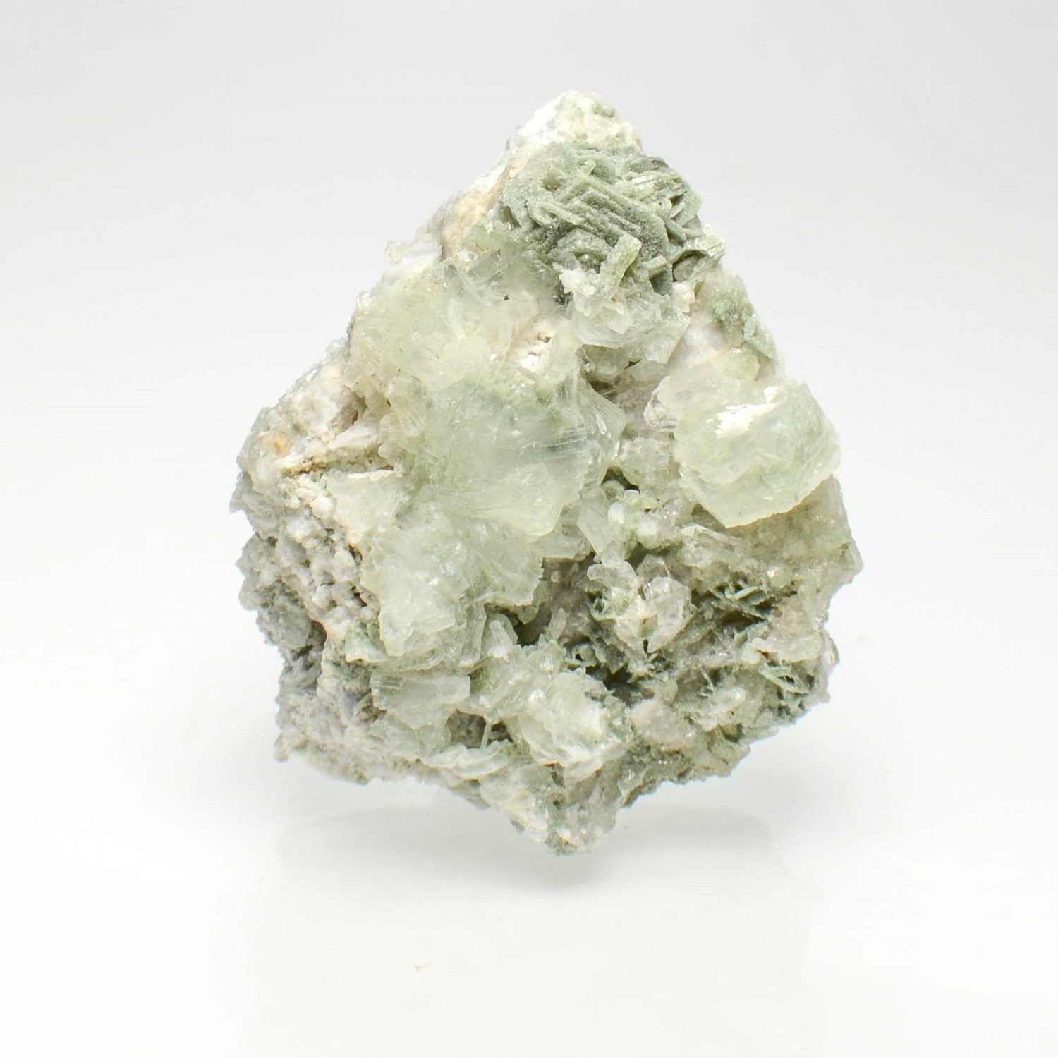 Prehnite et quartz - Saint-Christophe-en-Oisans, Isère, France Prehnite et quartz - Saint-Christophe-en-Oisans, Isère, France