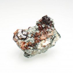 Garnet and clinochlore - Bellecombe, Châtillon, Aosta Valley, Italy