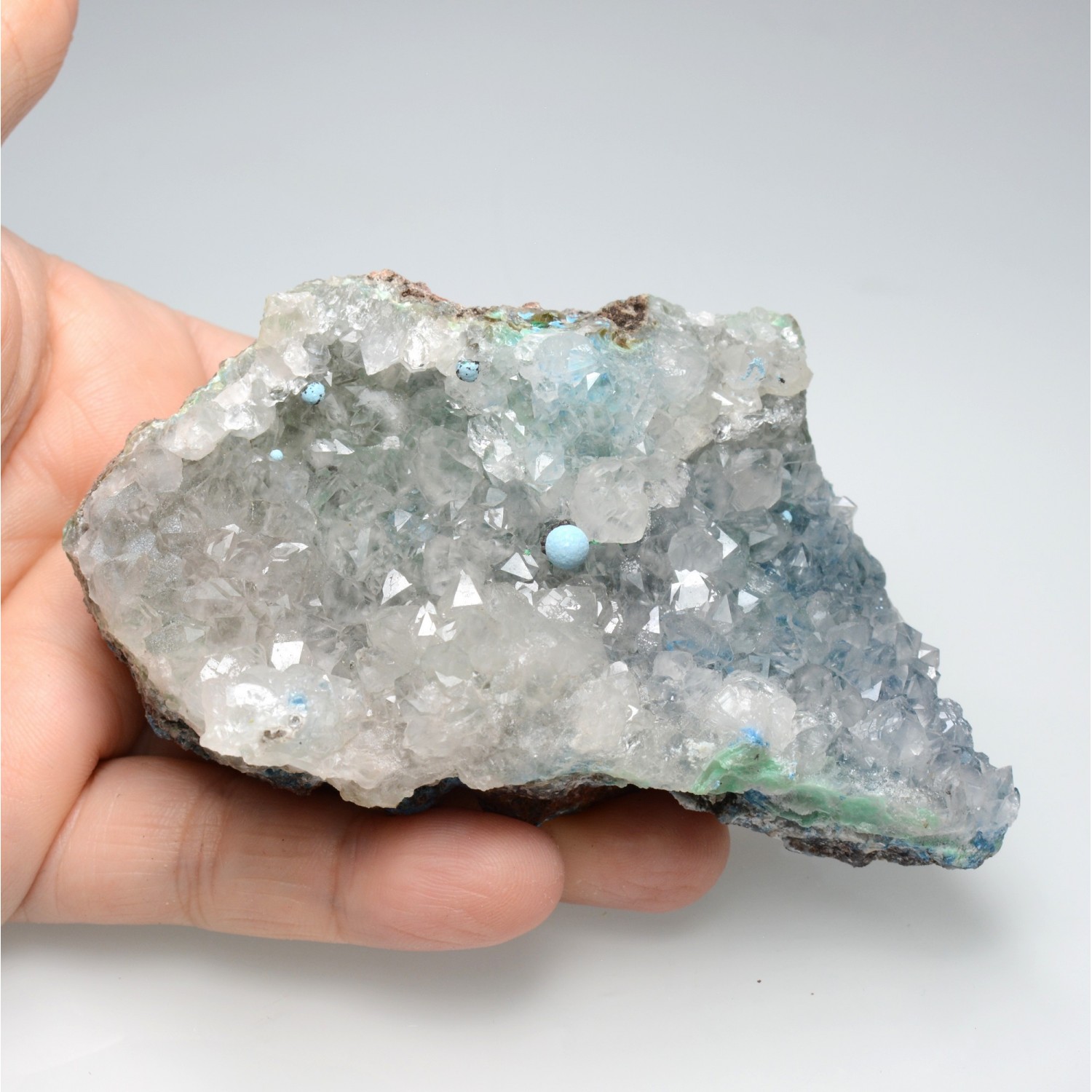 Shattuckite sur quartz - Katanga, RD Congo