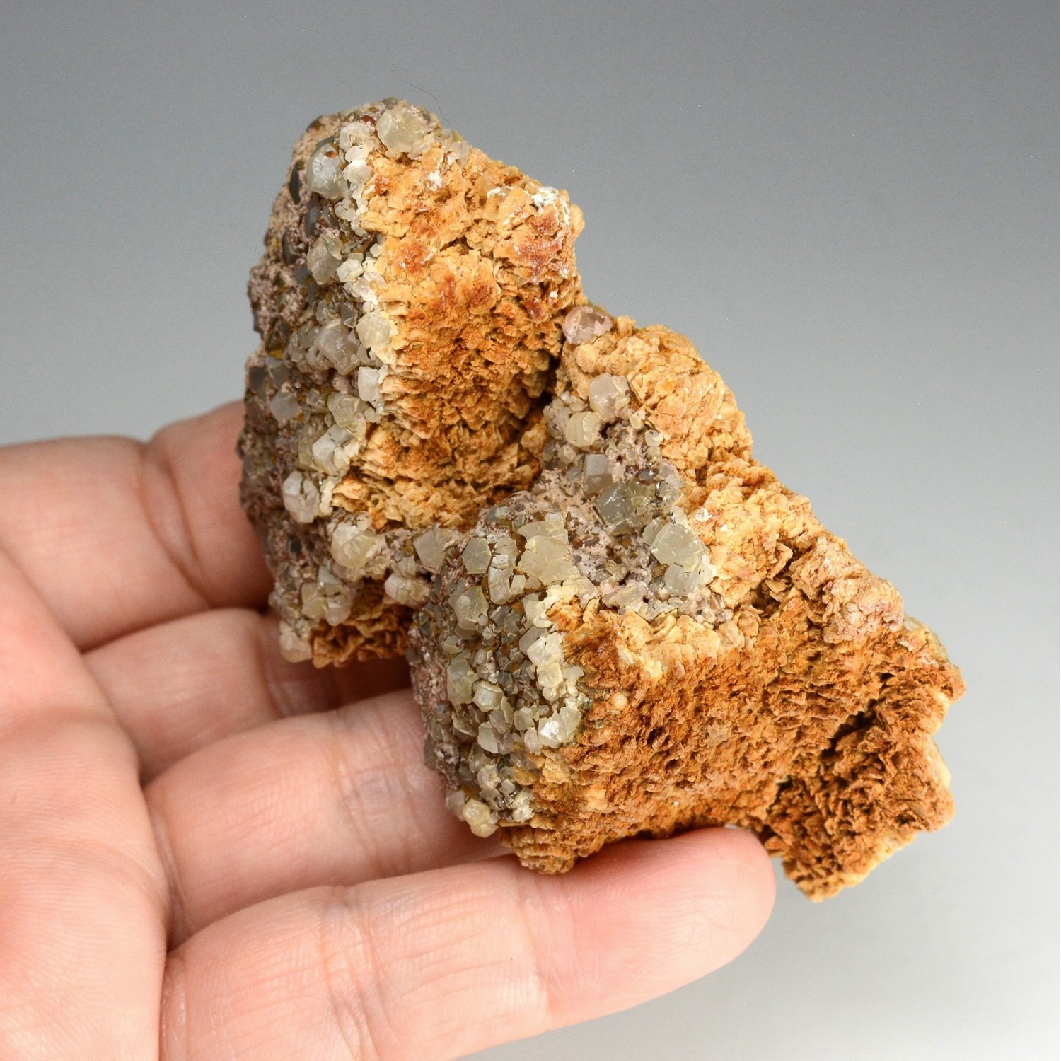 Calcite and ankerite in perimorphosis - Top of the Saint-Jacques vein, Neuenberg, Sainte-Marie-aux-Mines, Haut-Rhin, France