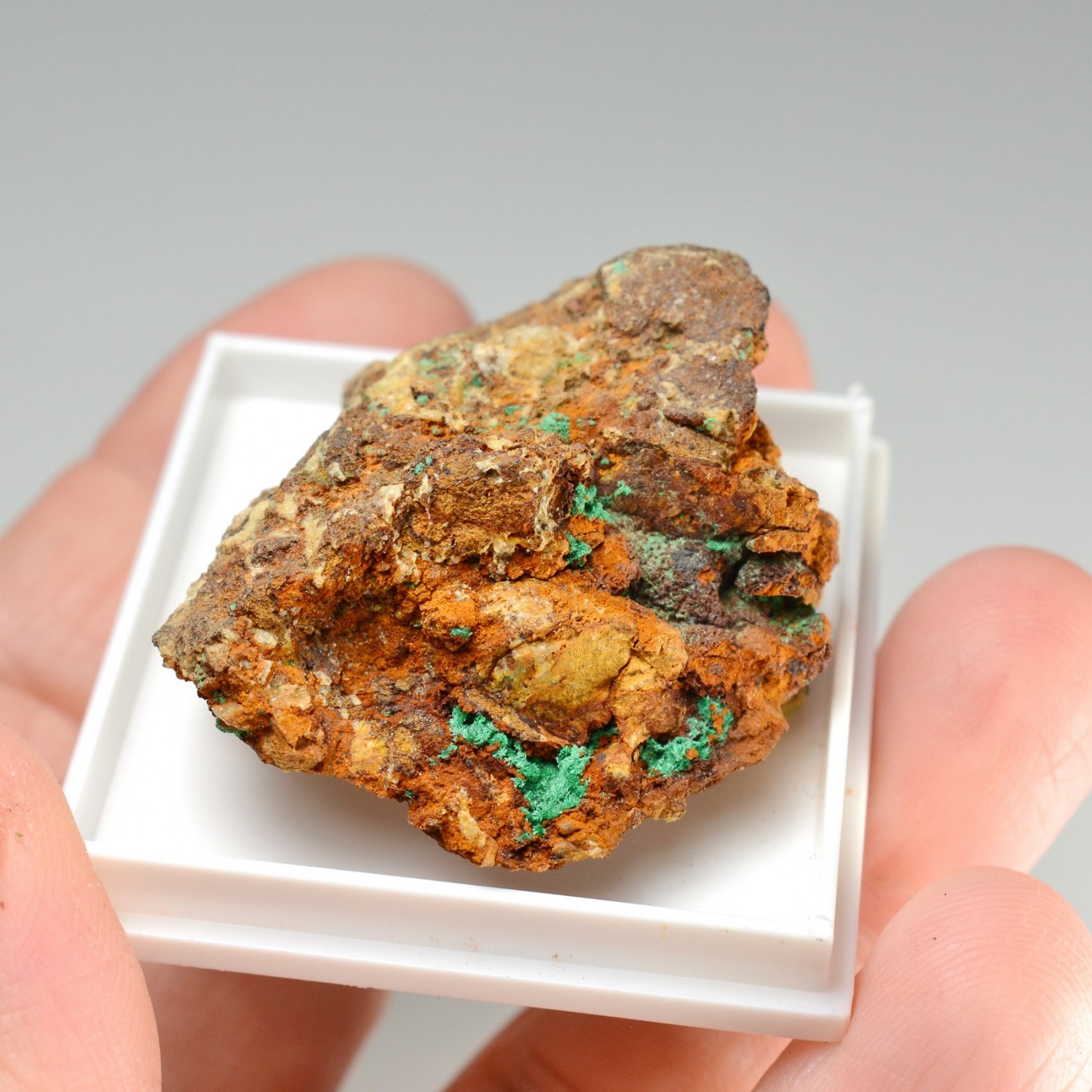 Malachite - Mine Saint-Nicolas, Steinbach, Haut-Rhin, France