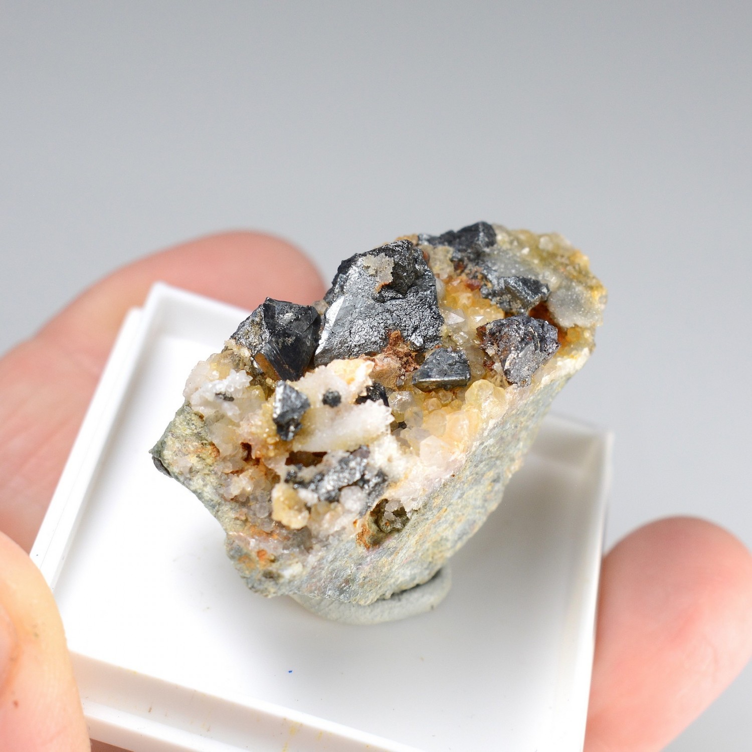 Tetrahedrite and quartz - Saint-Pierre mine, Sainte-Marie-aux-Mines, Haut-Rhin, France