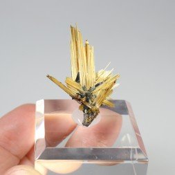 Rutile and hematite - Novo Horizonte, Bahia, Brazil