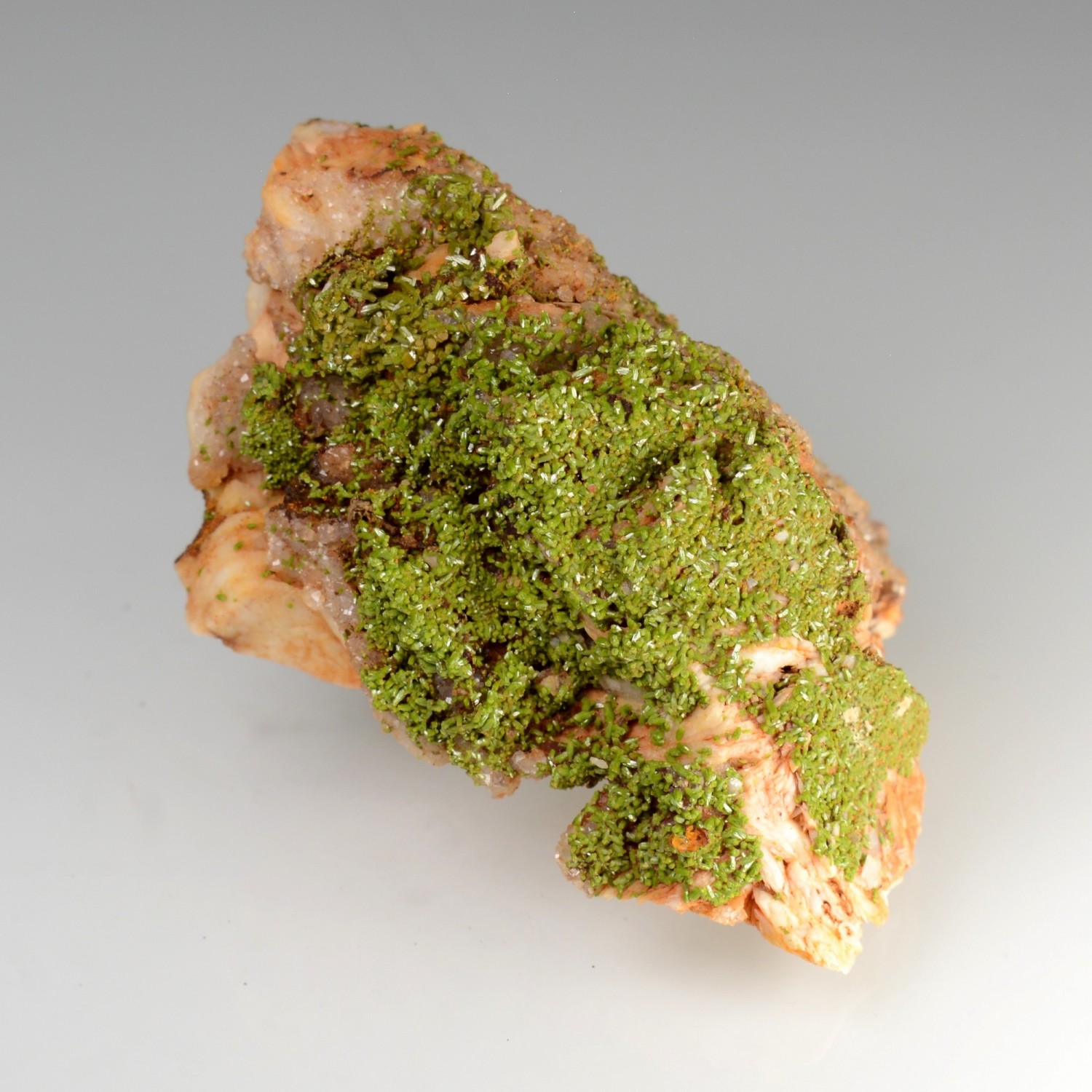 Pyromorphite sur barytine - Bréziès, Aveyron, France