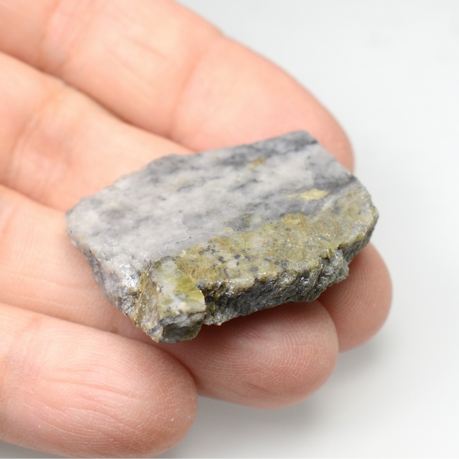 Native gold in quartz - Saint-Yrieix-la-Perche, Haute-Vienne, France