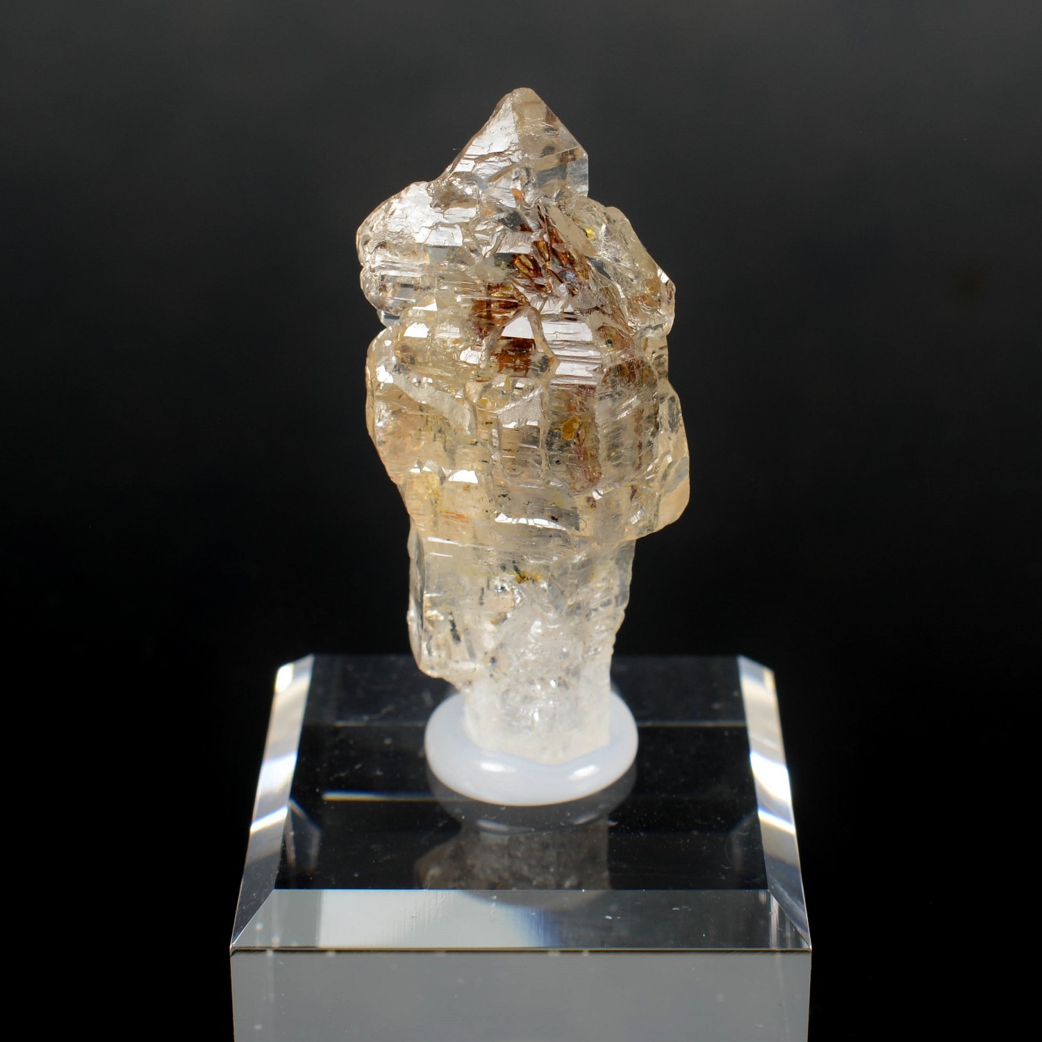 Firefly quartz with petroleum inclusions - Madirobe, Madagascar