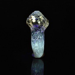 Firefly quartz with petroleum inclusions - Madirobe, Madagascar