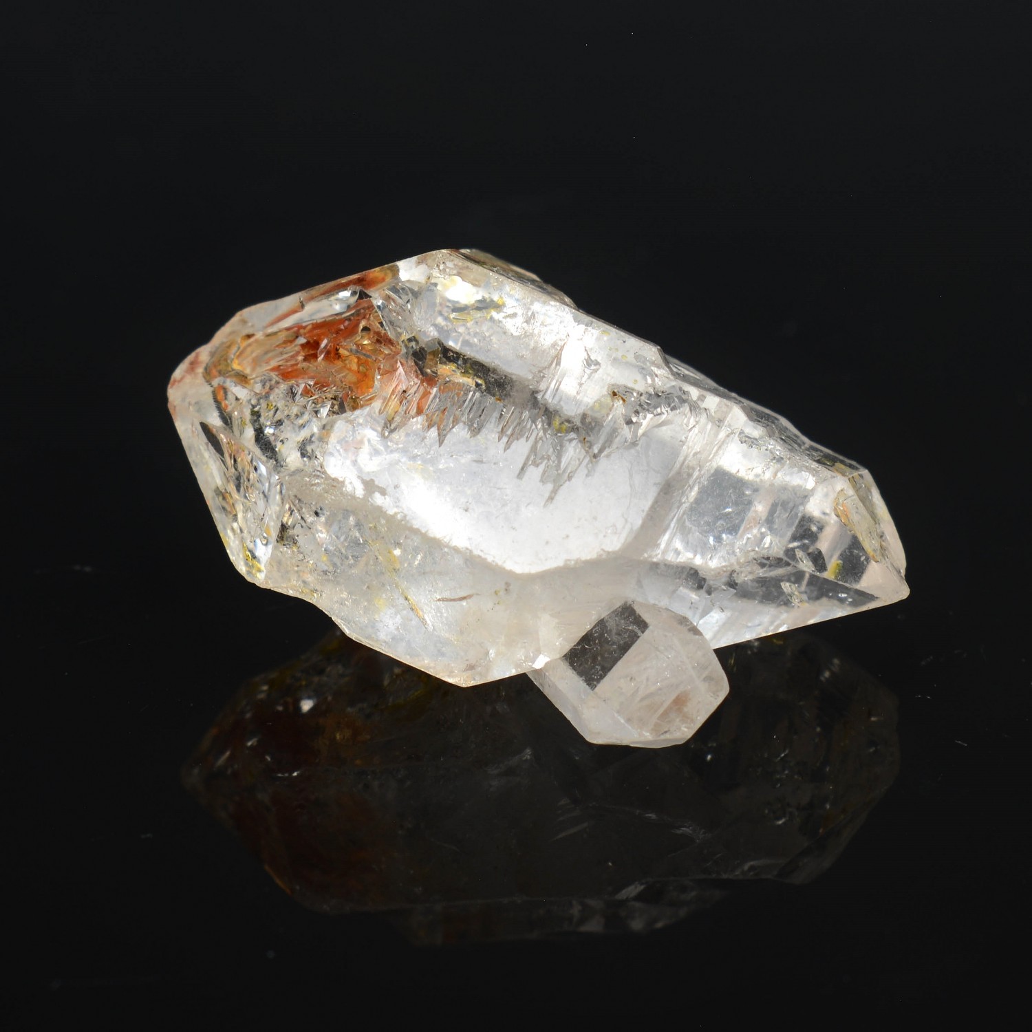 Quartz luciole à inclusions de pétrole - Madirobe, Madagascar